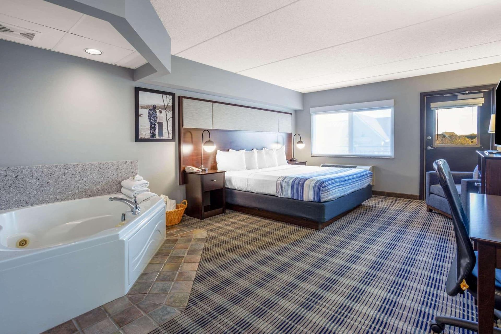 AmericInn by Wyndham Madison South gallery photo in Madison, WI — image 12