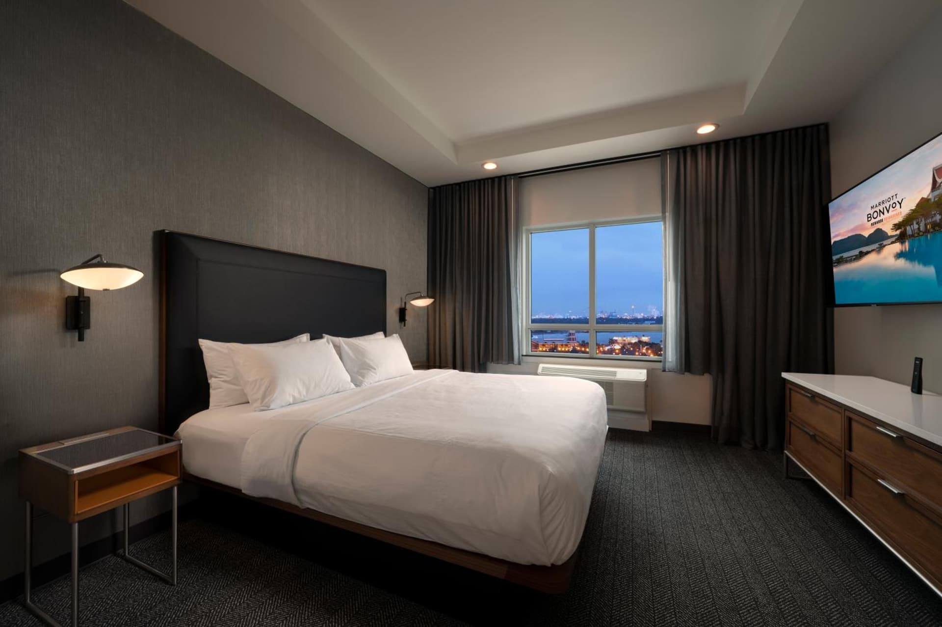Courtyard by Marriott Houston Kemah gallery photo in Kemah, TX — image 15