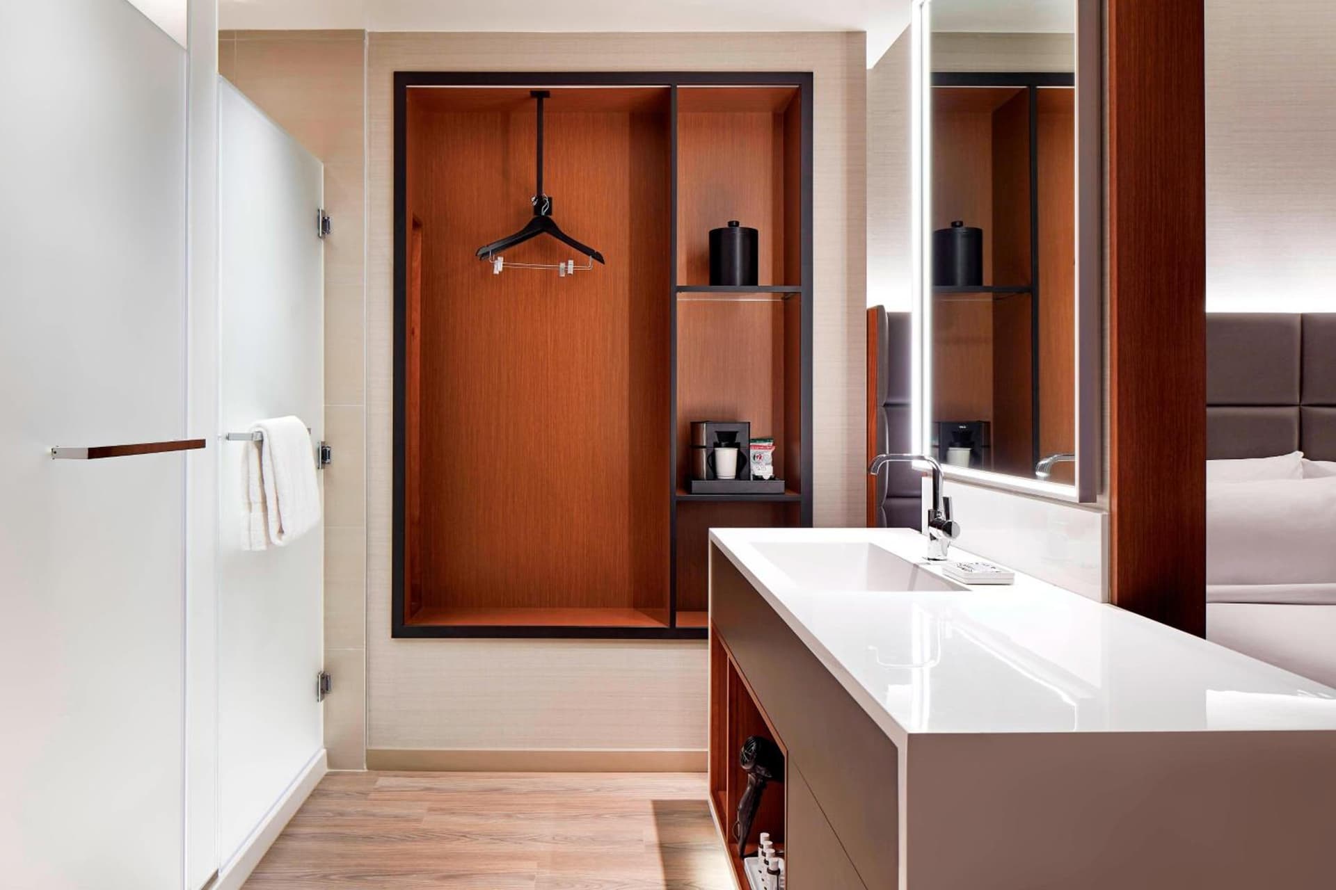 AC Hotel by Marriott Sunnyvale Cupertino gallery photo in Sunnyvale, CA — image 18