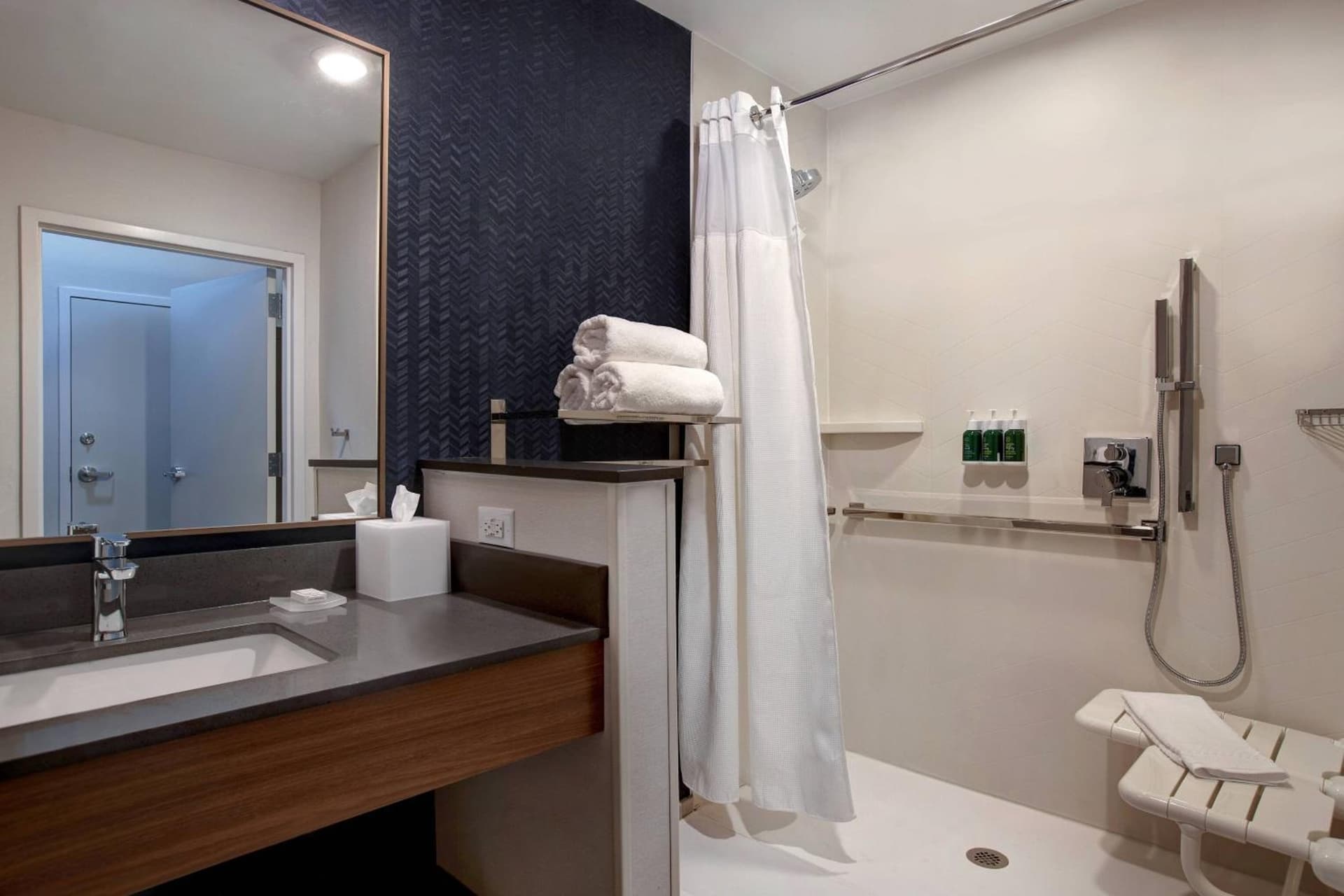 Fairfield Inn & Suites by Marriott Chicago Bolingbrook gallery photo in Bolingbrook, IL — image 23
