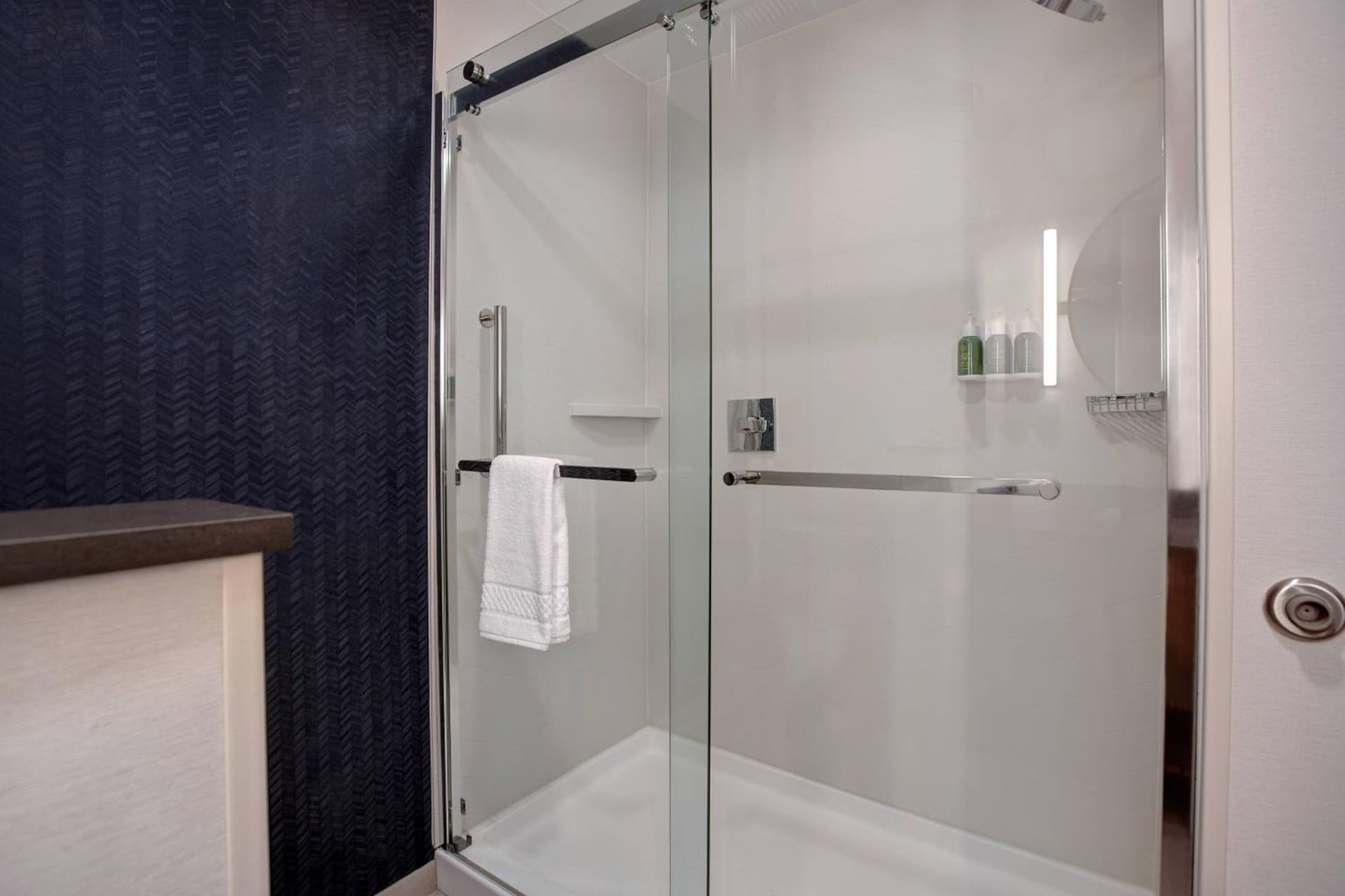 Fairfield Inn & Suites by Marriott Chicago Bolingbrook gallery photo in Bolingbrook, IL — image 10