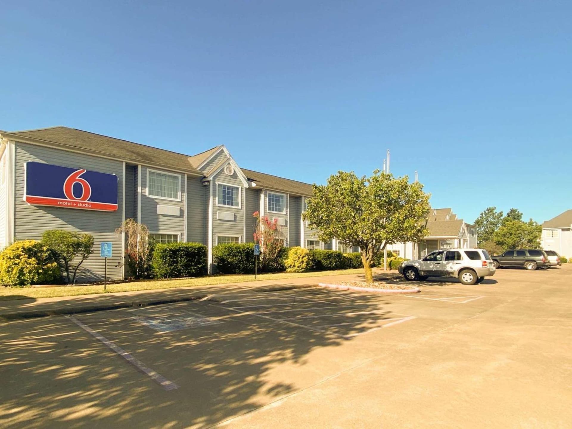 Motel 6 McAlester OK - South — hotel in McAlester, Oklahoma