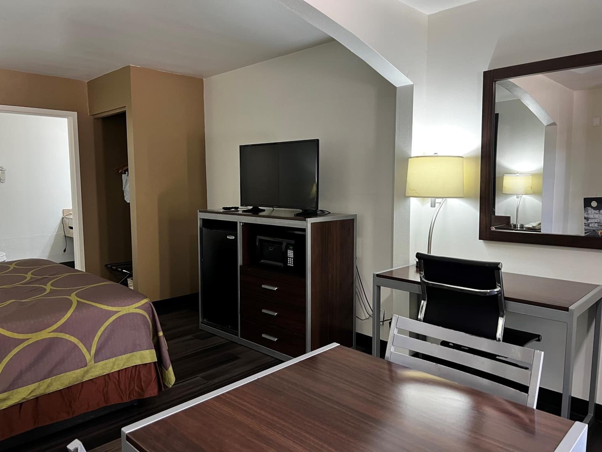 Super 8 by Wyndham Slidell gallery photo in Slidell, LA — image 39