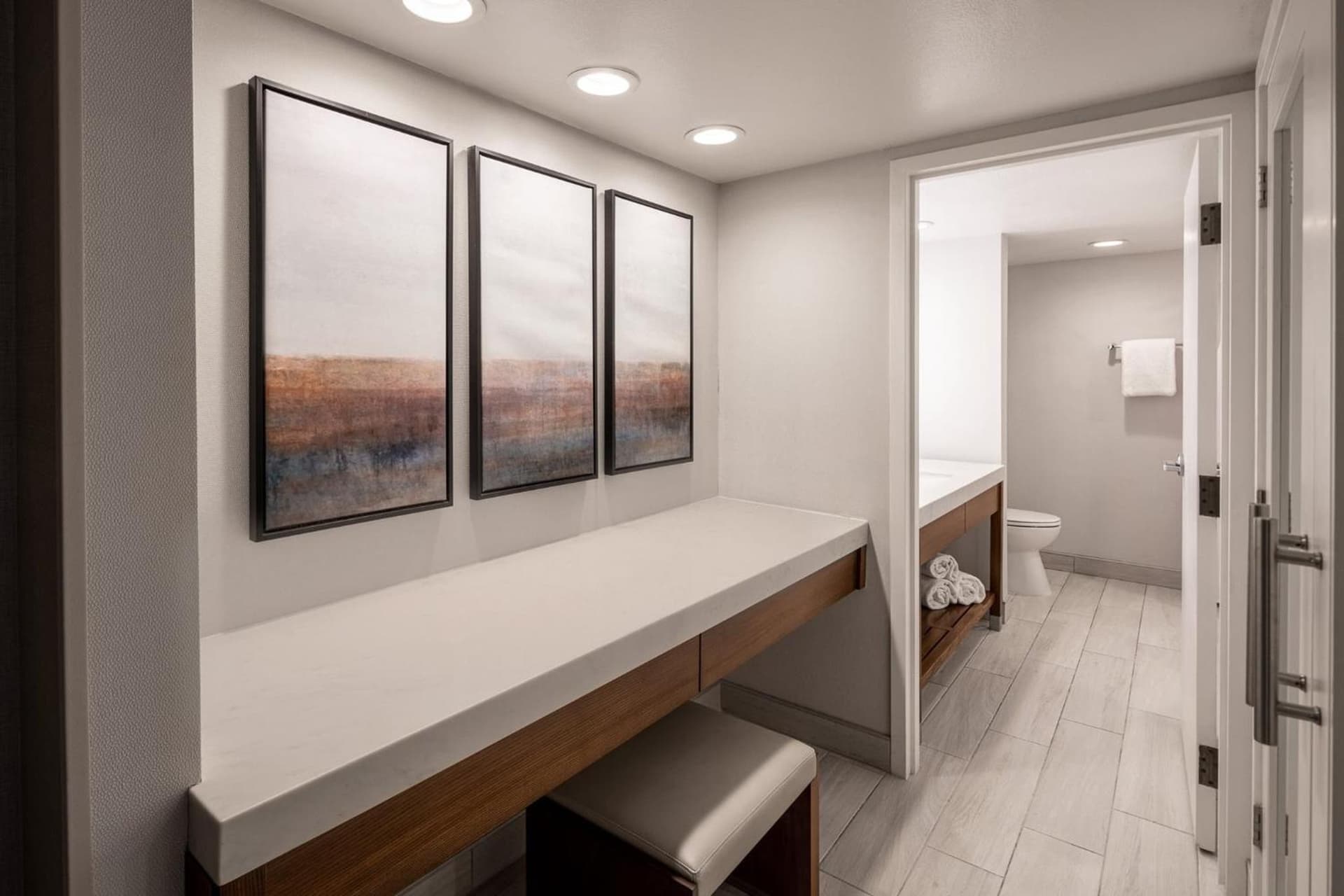 Crowne Plaza Phoenix - Chandler Golf Resort by IHG gallery photo in Chandler, AZ — image 107