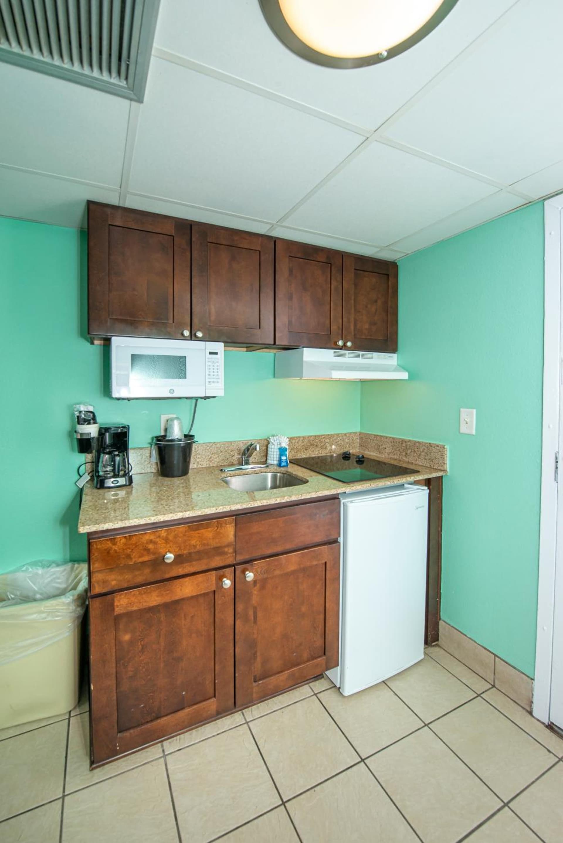 The Schooner Inn gallery photo in Virginia Beach, VA — image 19