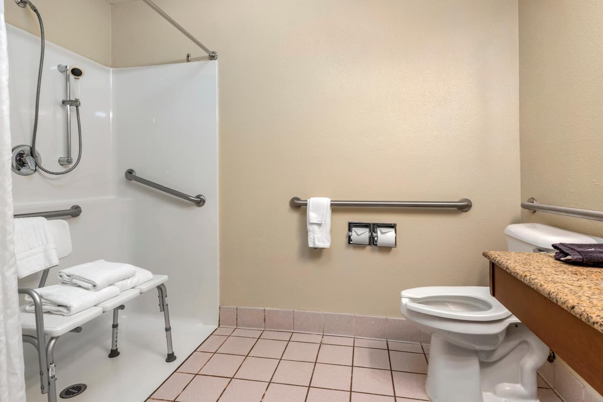 Comfort Suites Salem gallery photo in Salem, OR — image 20