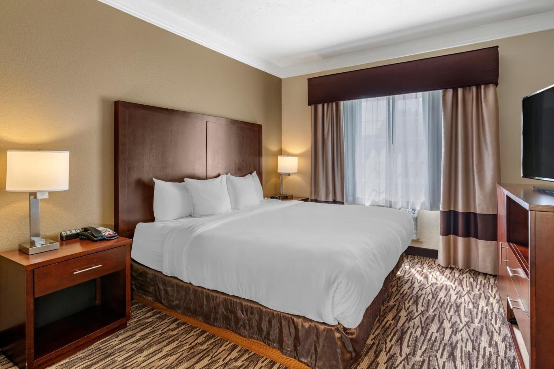 Comfort Suites Salem gallery photo in Salem, OR — image 22