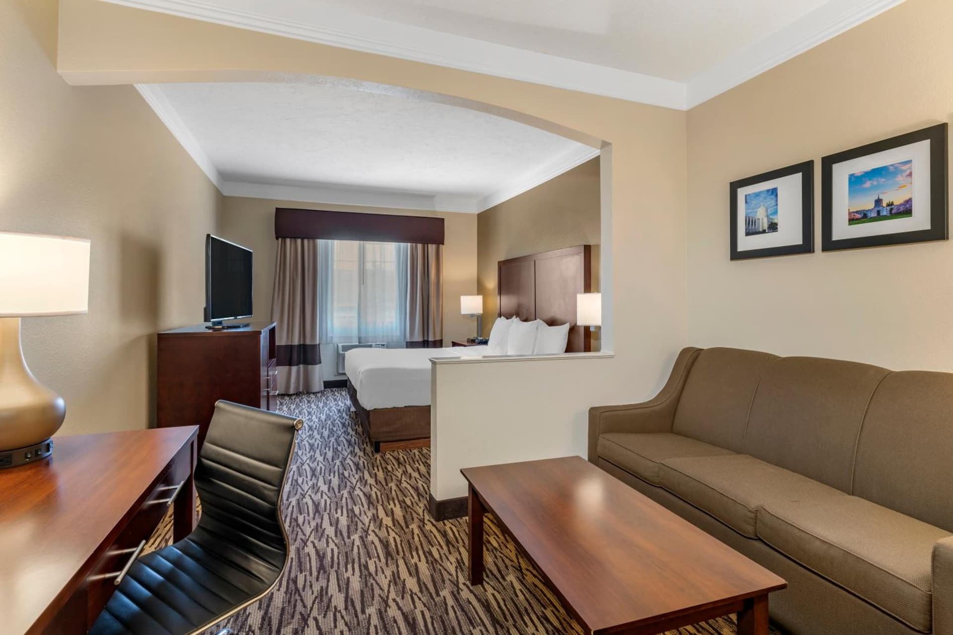 Comfort Suites Salem gallery photo in Salem, OR — image 6