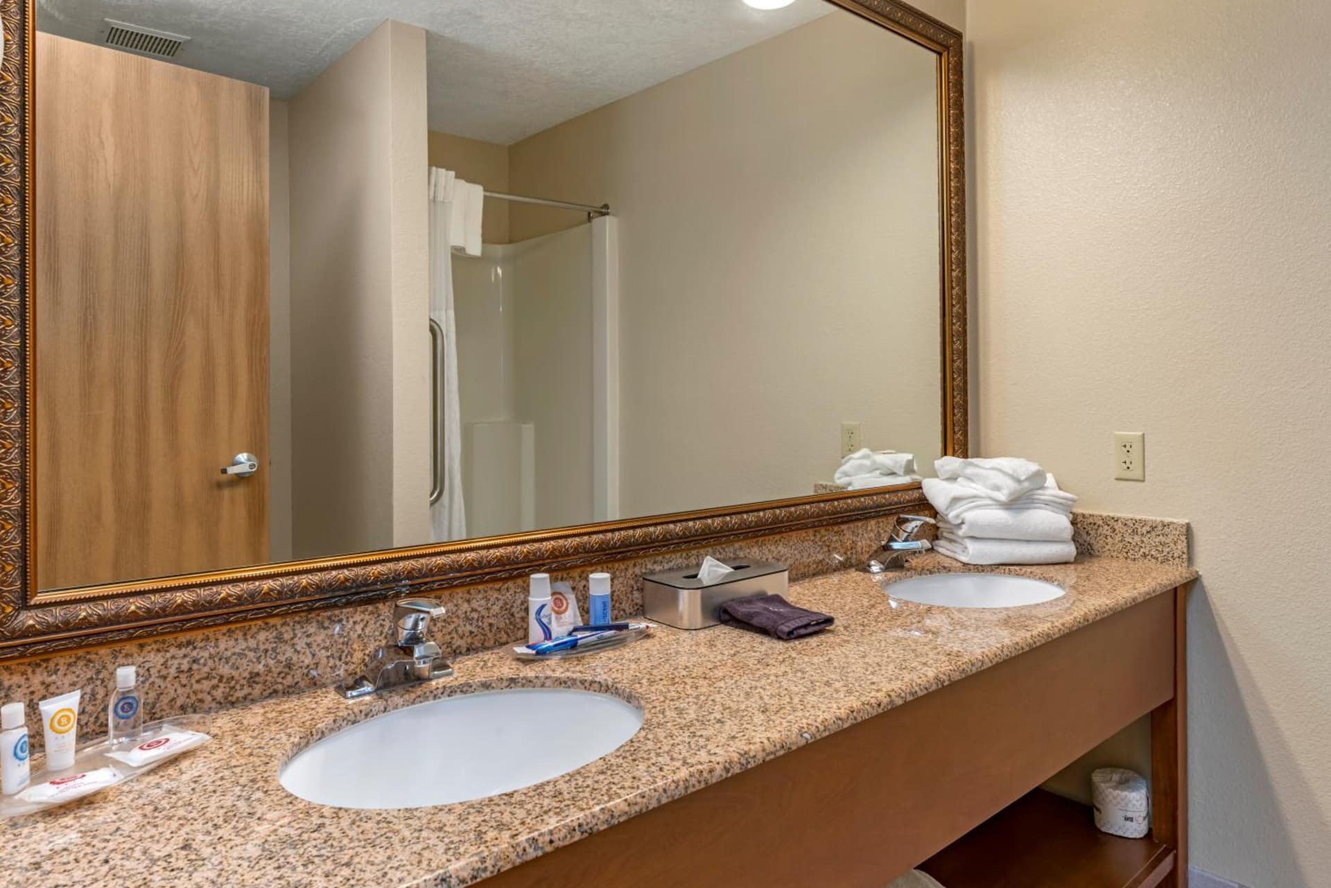 Comfort Suites Salem gallery photo in Salem, OR — image 21
