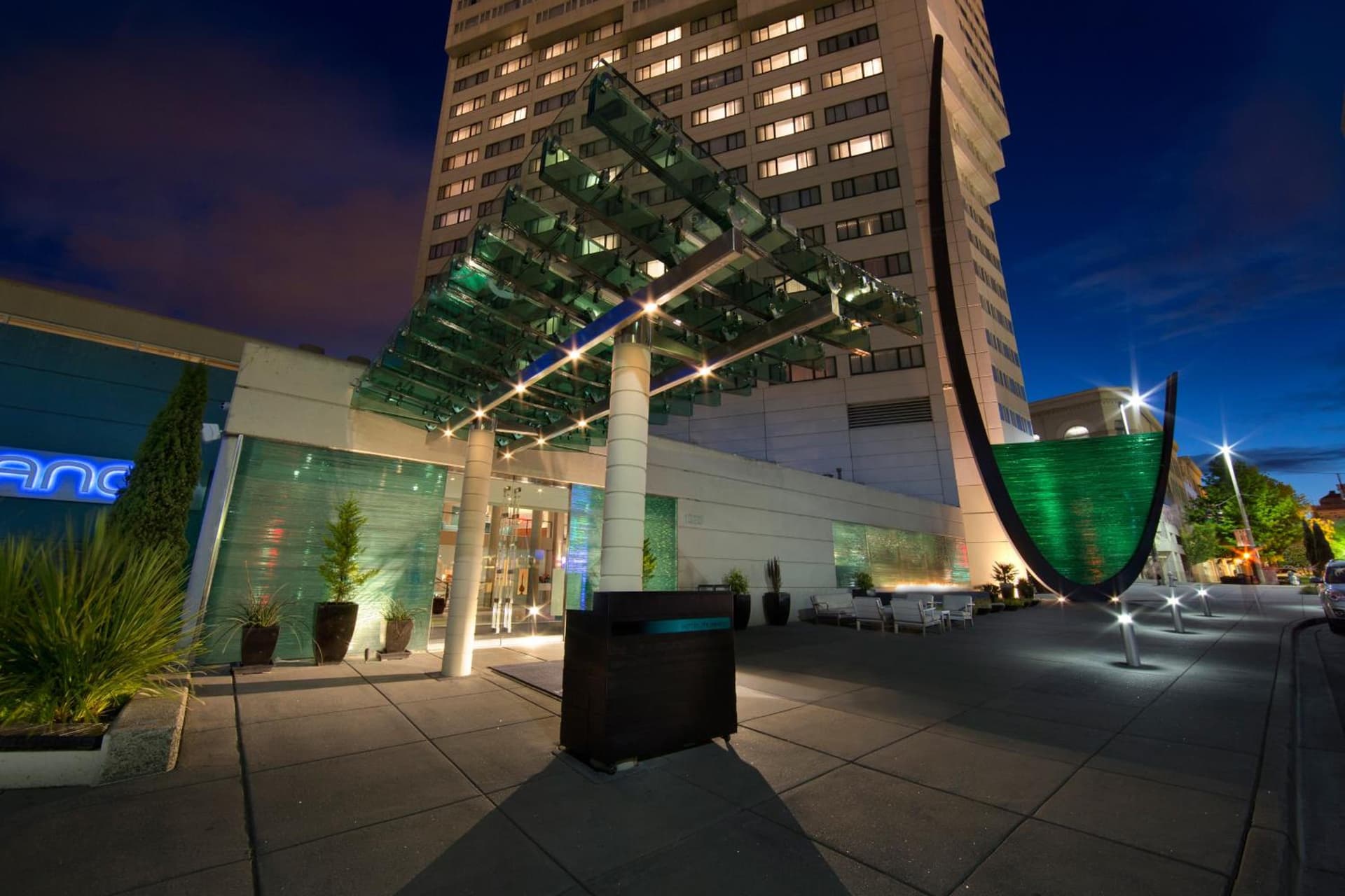 Hotel Murano gallery photo in Tacoma, WA — image 7