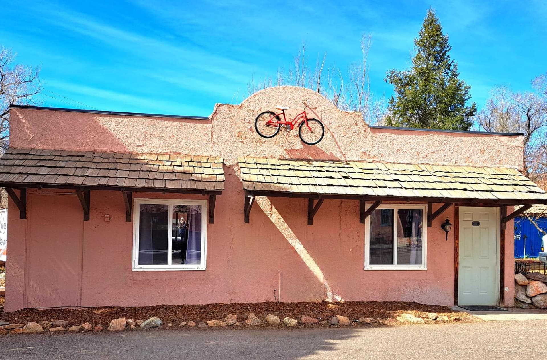 Buffalo Lodge Bicycle Resort gallery photo in Colorado Springs, CO — image 10