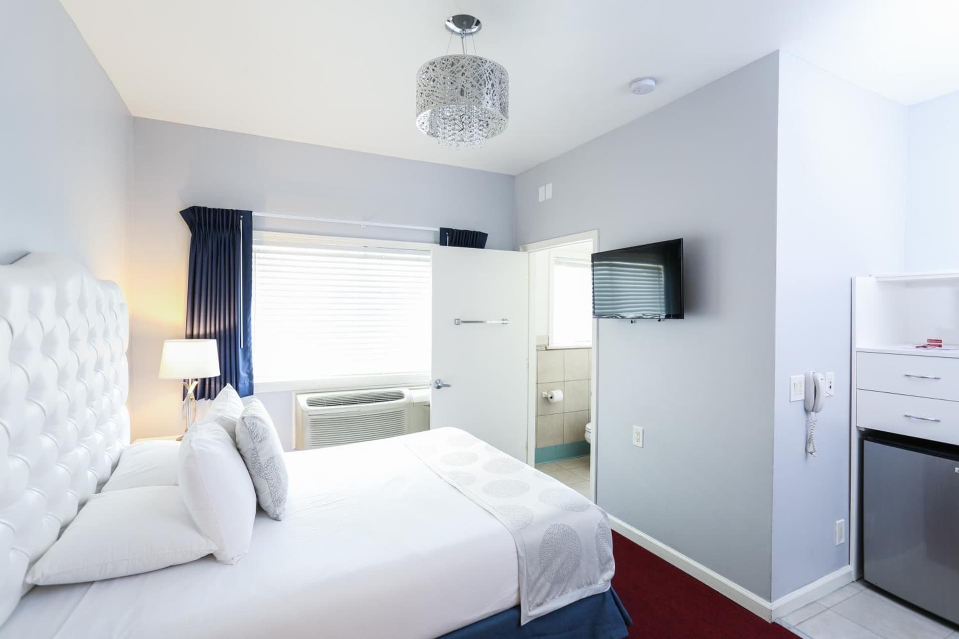 The Hotel Hollywood interior in Los Angeles, CA — gallery photo 2