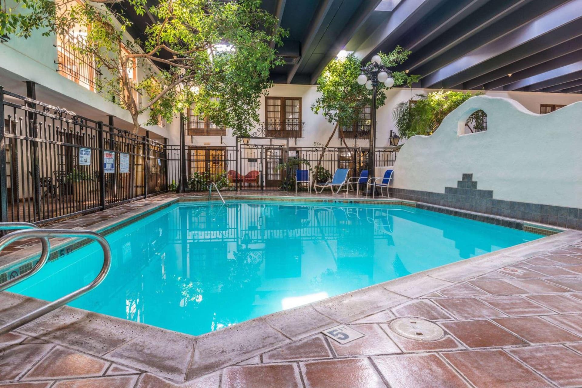 Ramada by Wyndham Las Cruces Hotel & Conference Center gallery photo in Las Cruces, NM — image 19