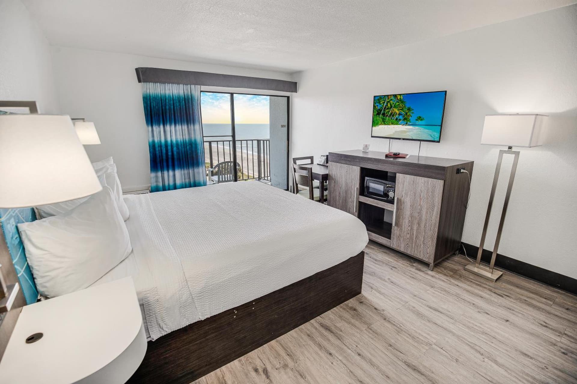 Tropical Seas Hotel interior in Myrtle Beach, SC — gallery photo 2