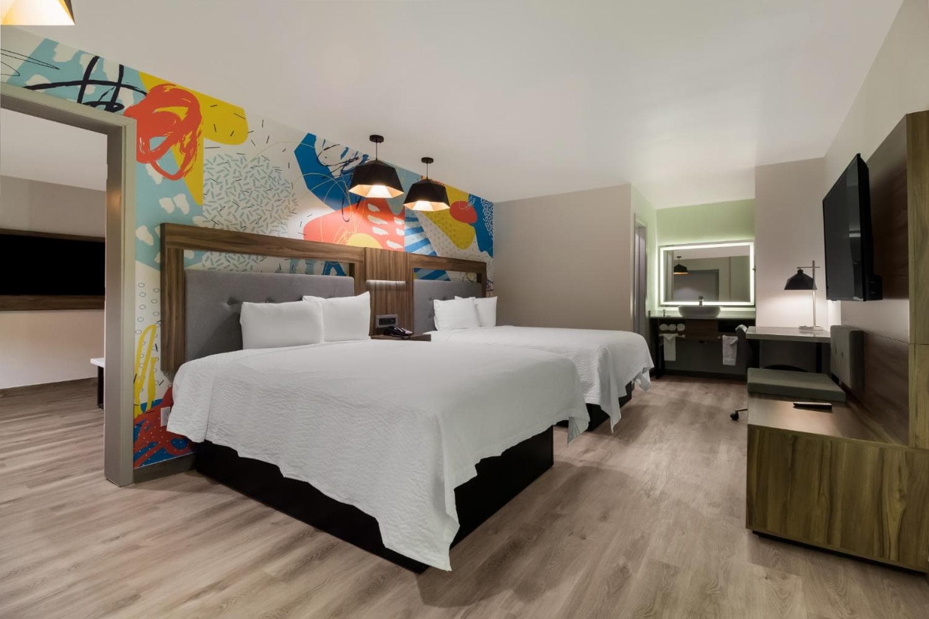 Signature Inn Houston Galleria interior in Houston, TX — gallery photo 2
