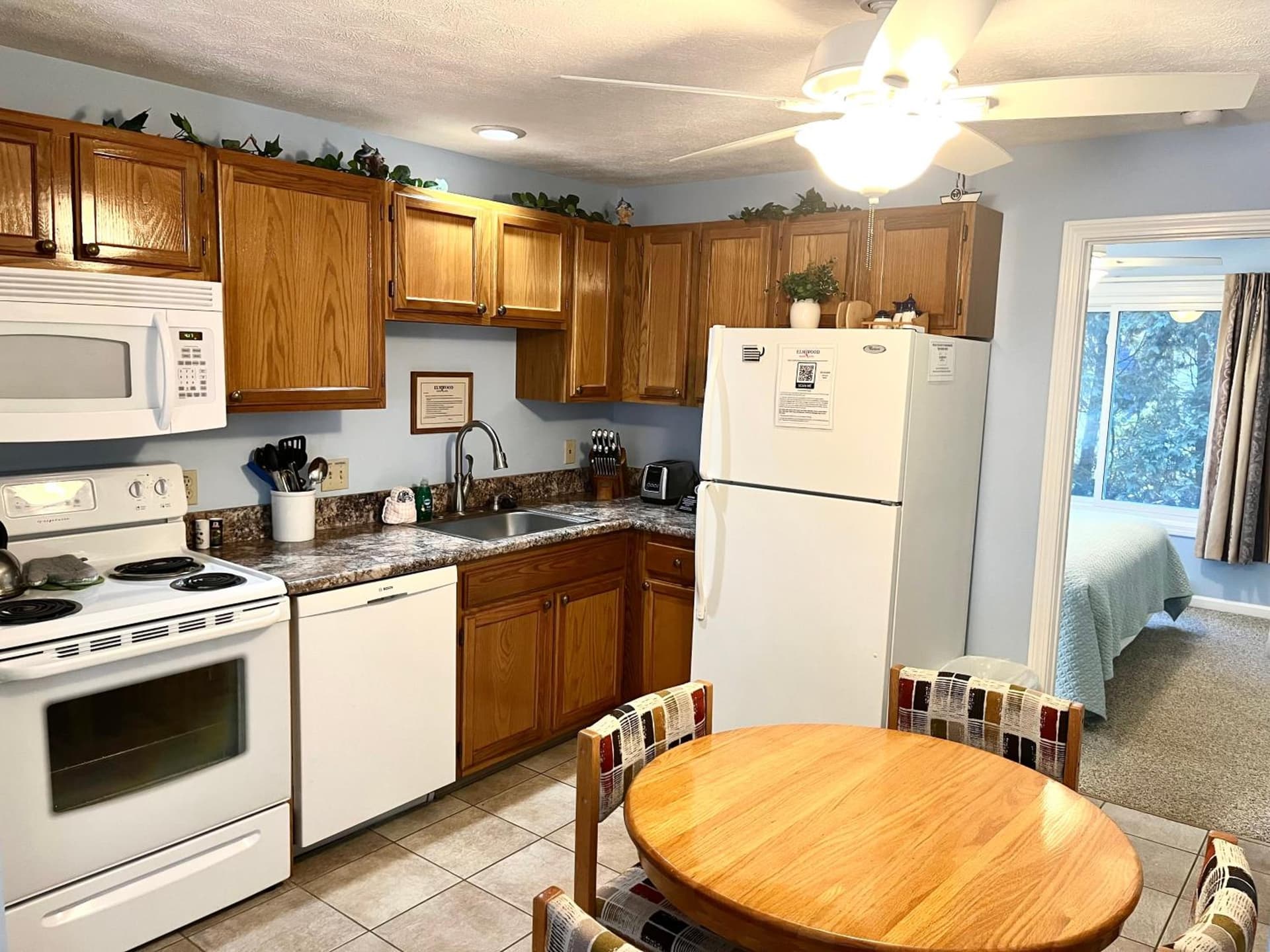 Elmwood Resort Hotel gallery photo in Wells — image 54