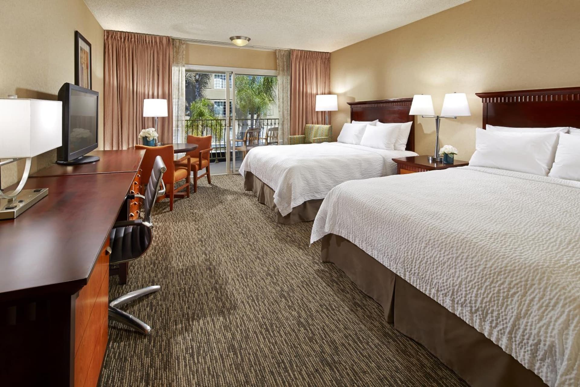 Anaheim Portofino Inn & Suites gallery photo in Anaheim, CA — image 4