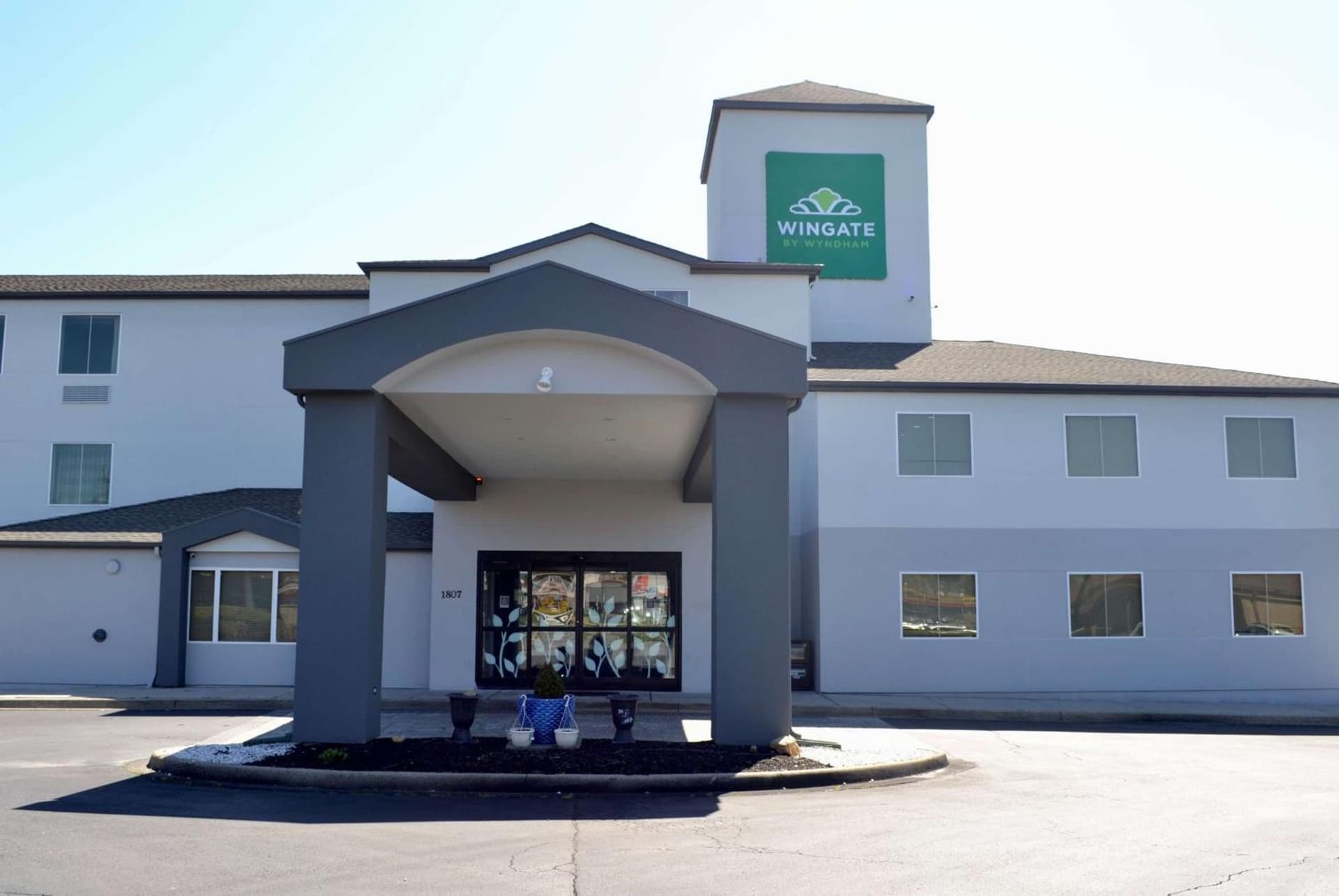 Wingate by Wyndham Bel Air I-95 Exit 77A - APG Area featured exterior or lobby in Edgewood, MD — similar hotel