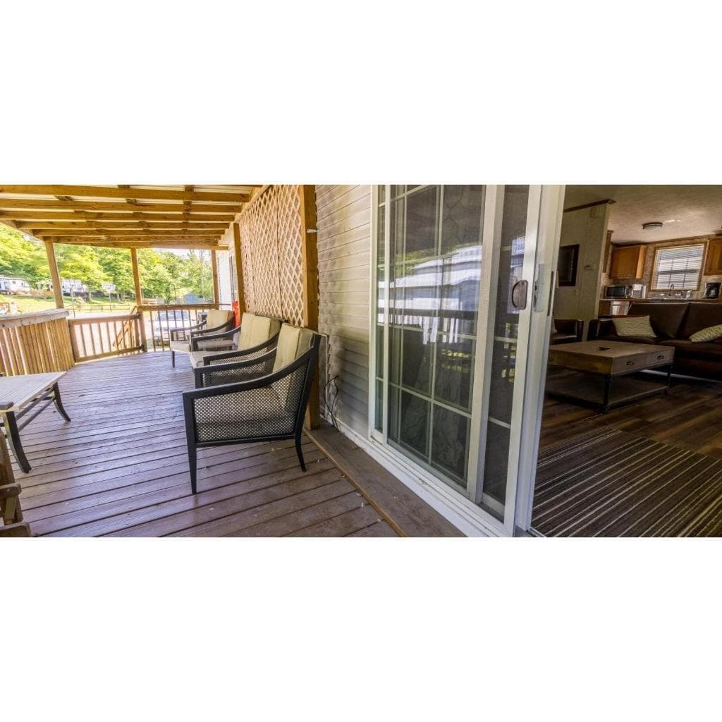 Shady Shores RV Resort & Campground interior in Sterling — gallery photo 2