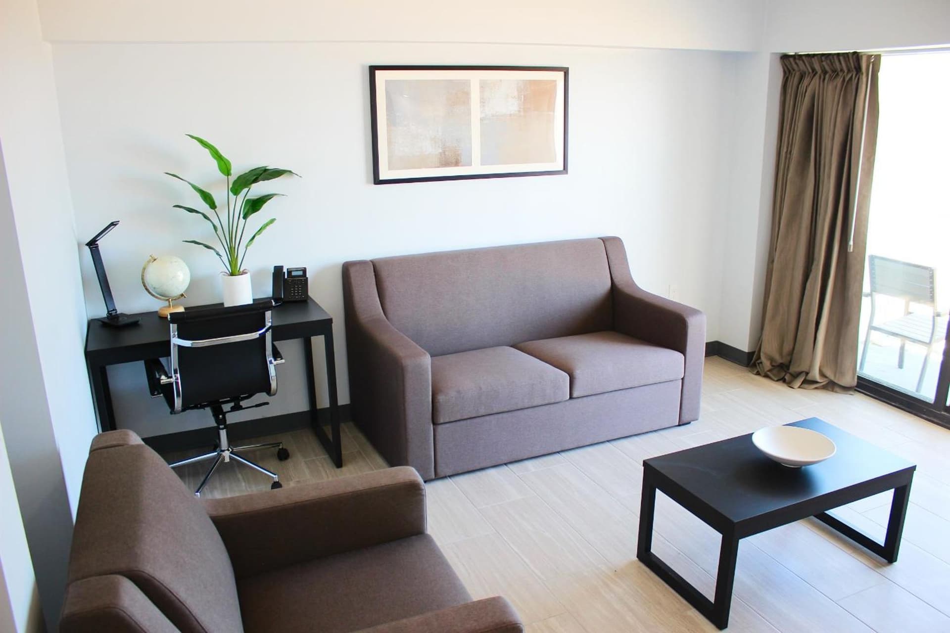 Sun & Sand Resort Oceanfront Suites property views in Virginia Beach, VA — gallery photo 3