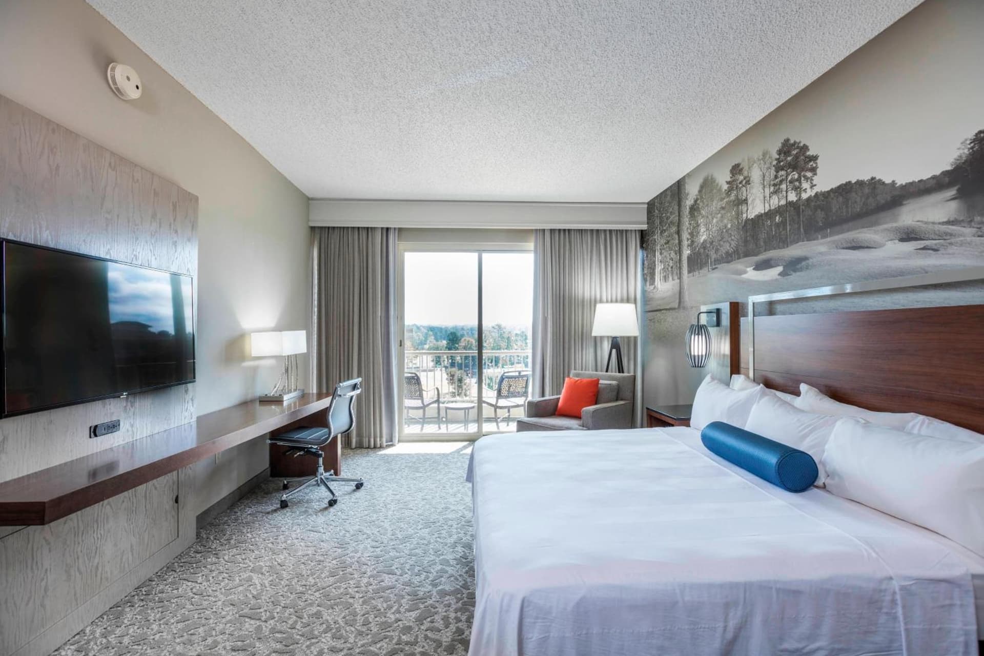 Auburn Marriott Opelika Resort & Spa at Grand National gallery photo in Opelika, AL — image 15