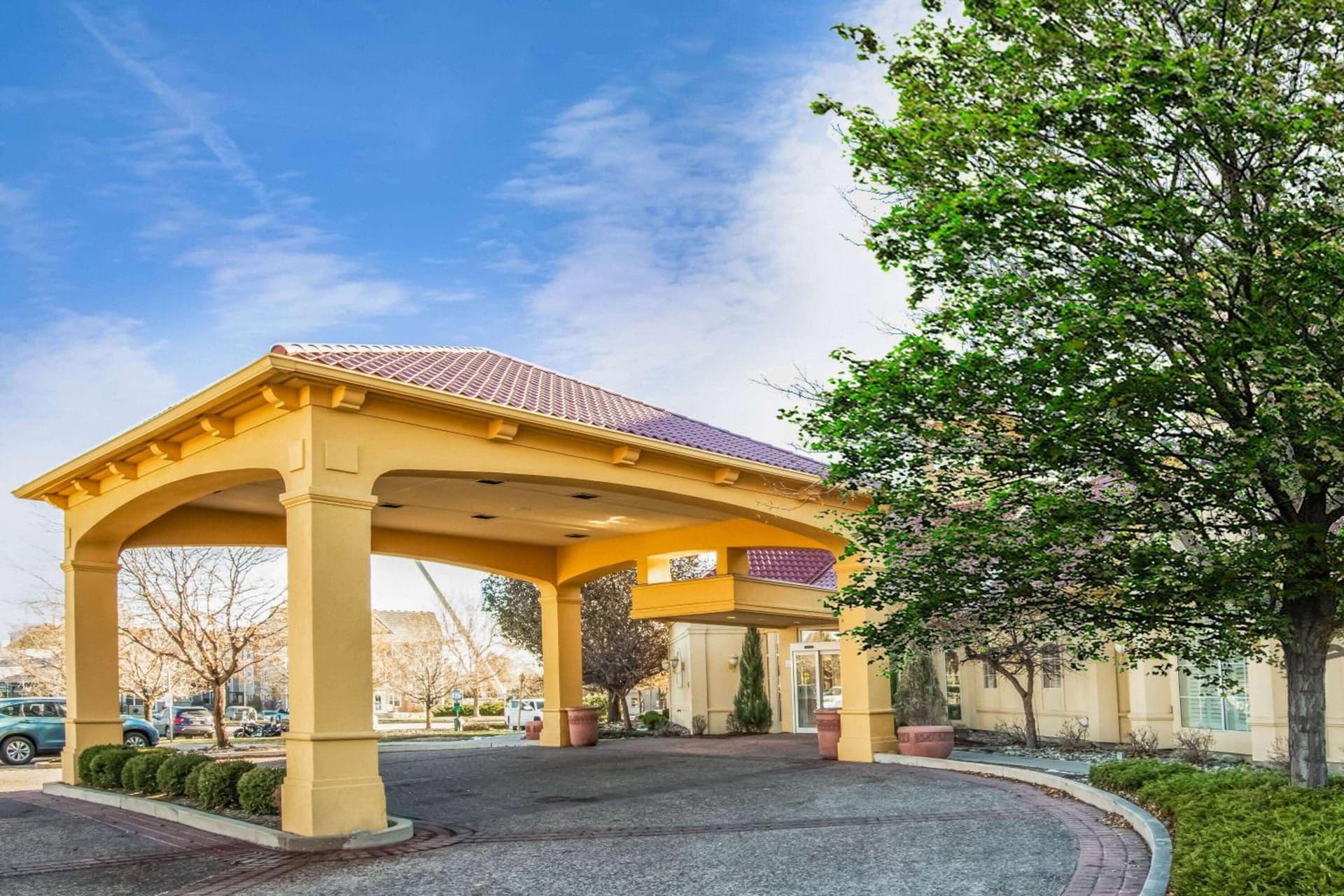 La Quinta Inn & Suites by Wyndham Colorado Springs South AP gallery photo in Colorado Springs, CO — image 49