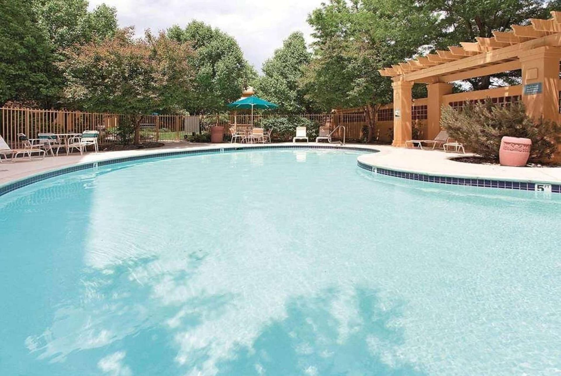 La Quinta Inn & Suites by Wyndham Colorado Springs South AP gallery photo in Colorado Springs, CO — image 58