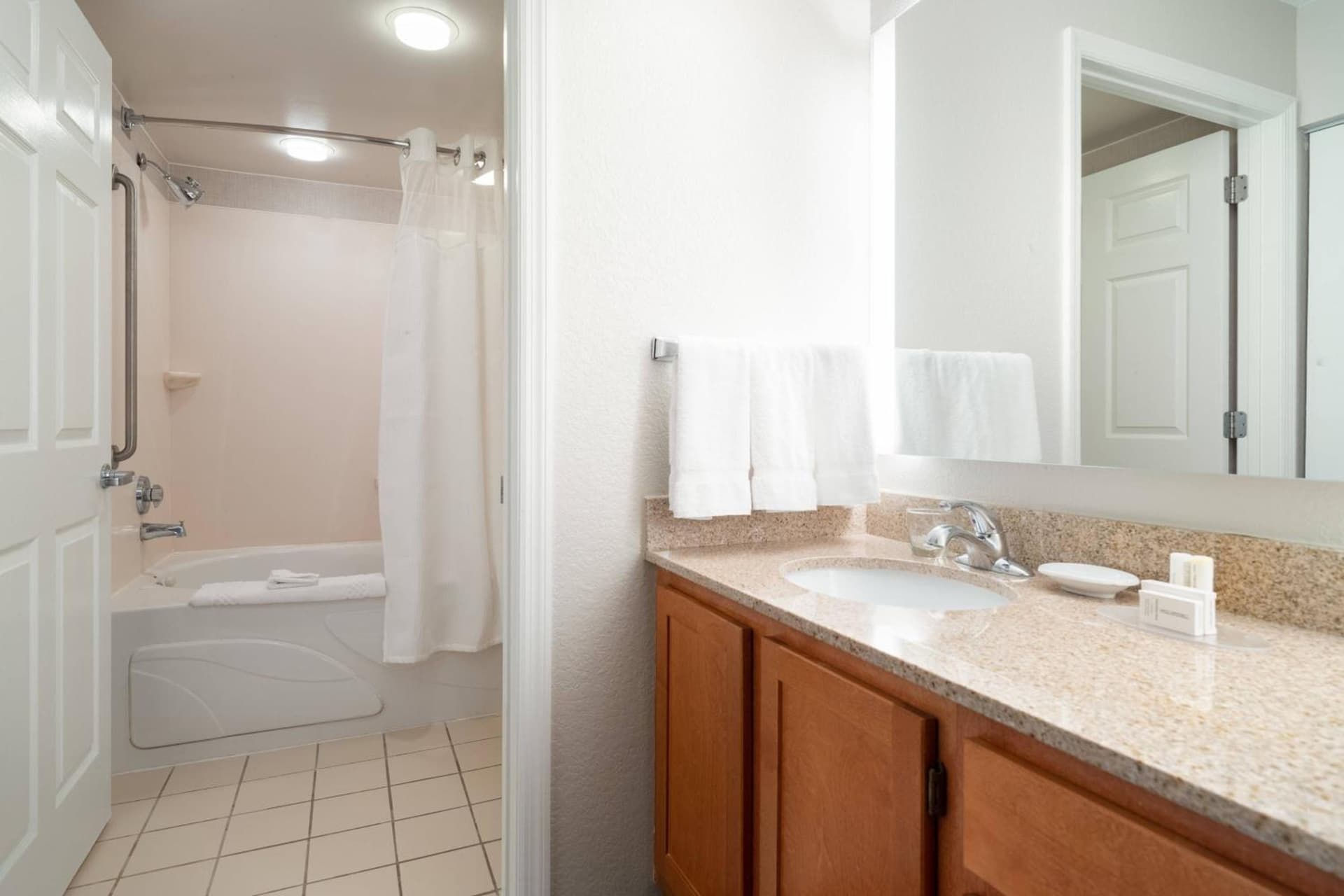 Residence Inn Southington gallery photo in Southington — image 19