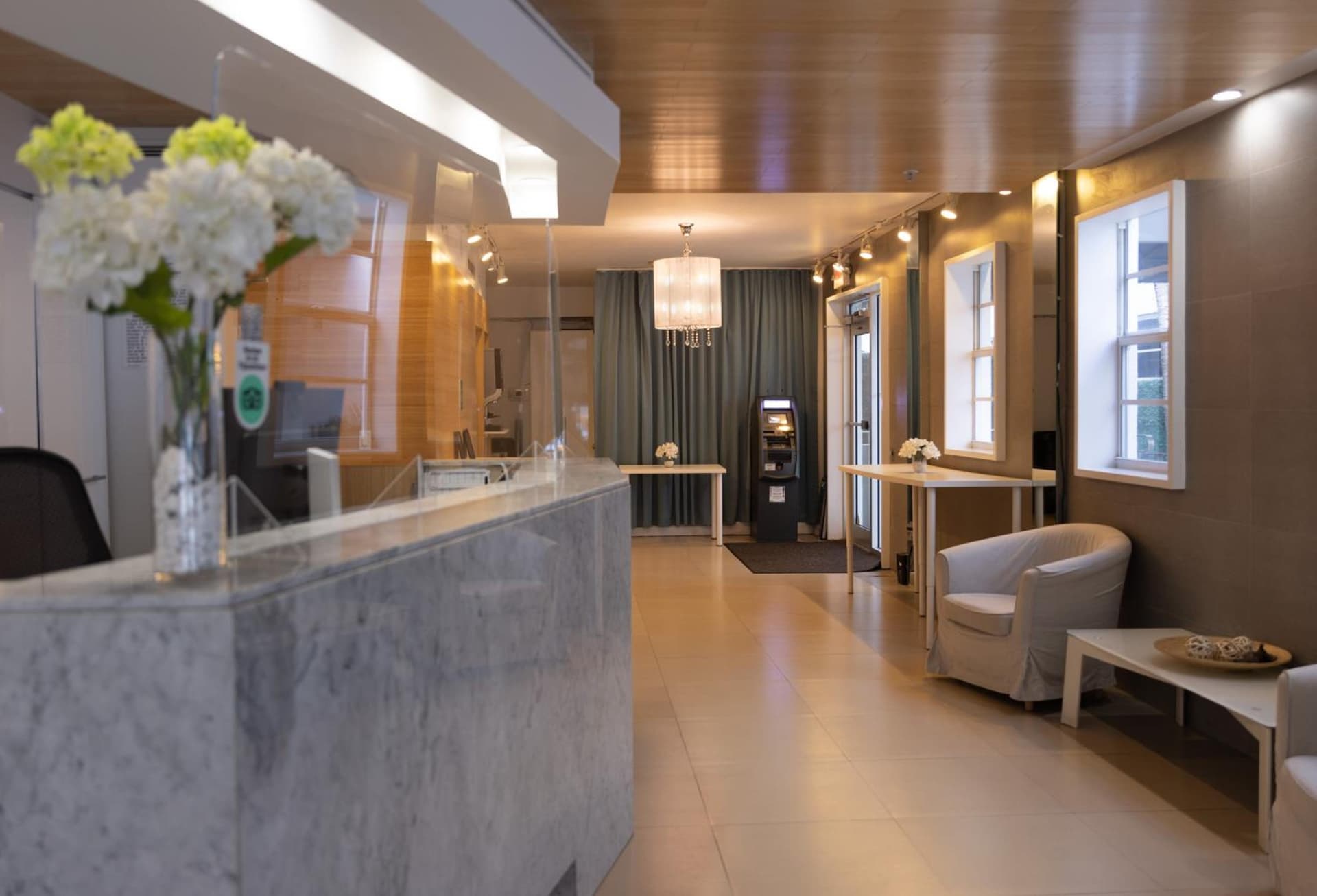 Ocean Reef Suites interior in Miami Beach, FL — gallery photo 2