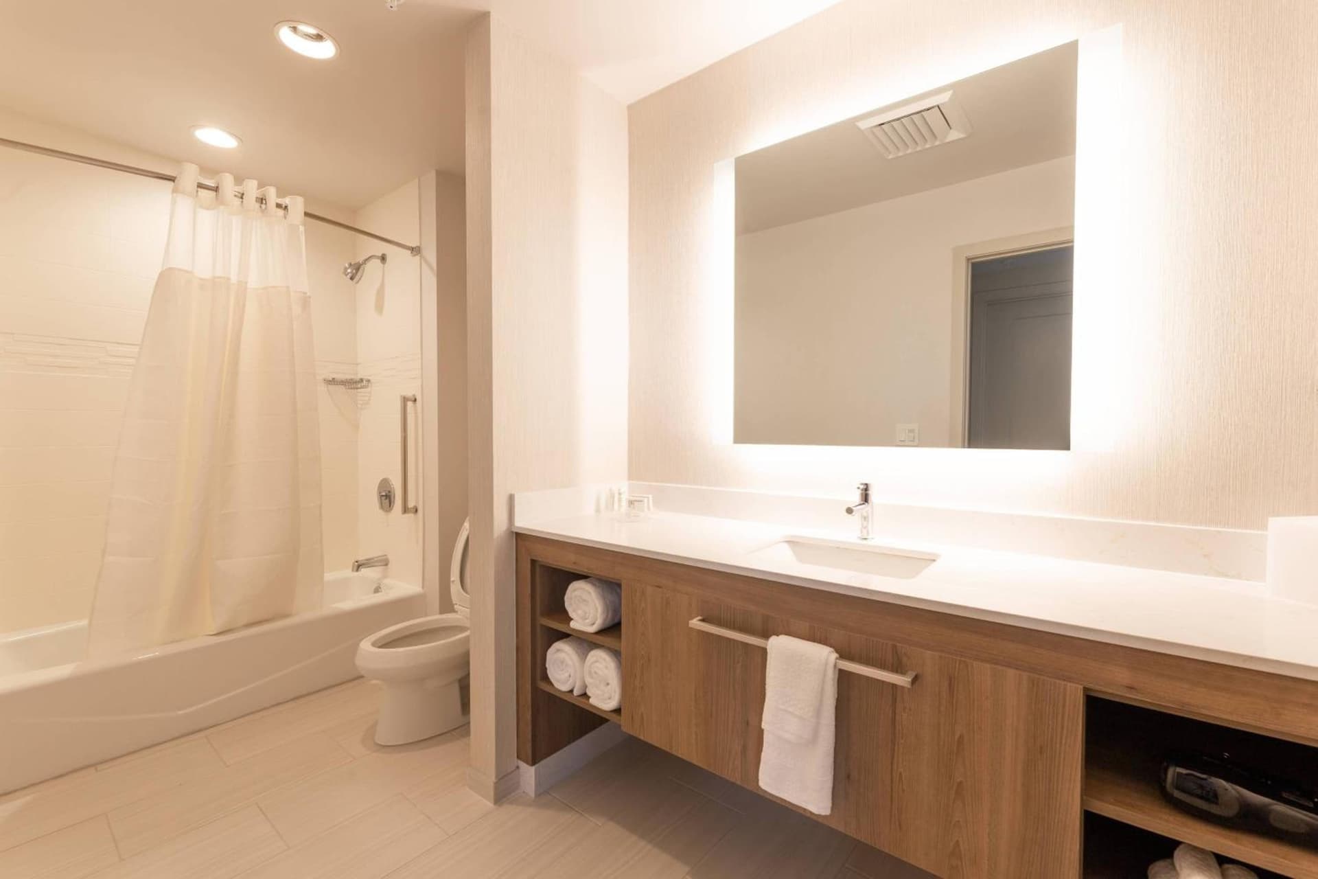 Residence Inn Palm Beach Gardens gallery photo in Palm Beach Gardens, FL — image 21