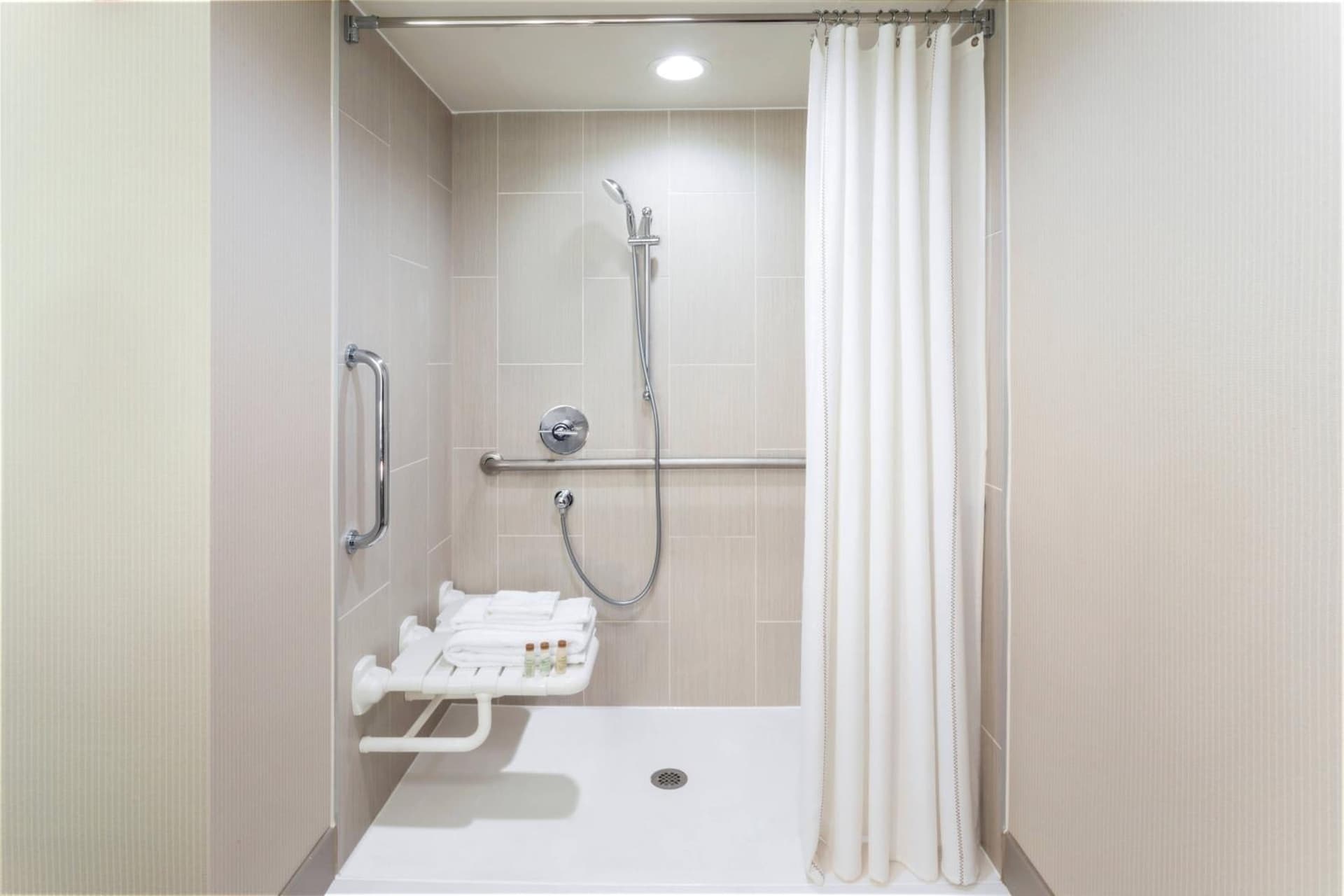 Delta Hotels by Marriott Philadelphia Airport gallery photo in Philadelphia, PA — image 29