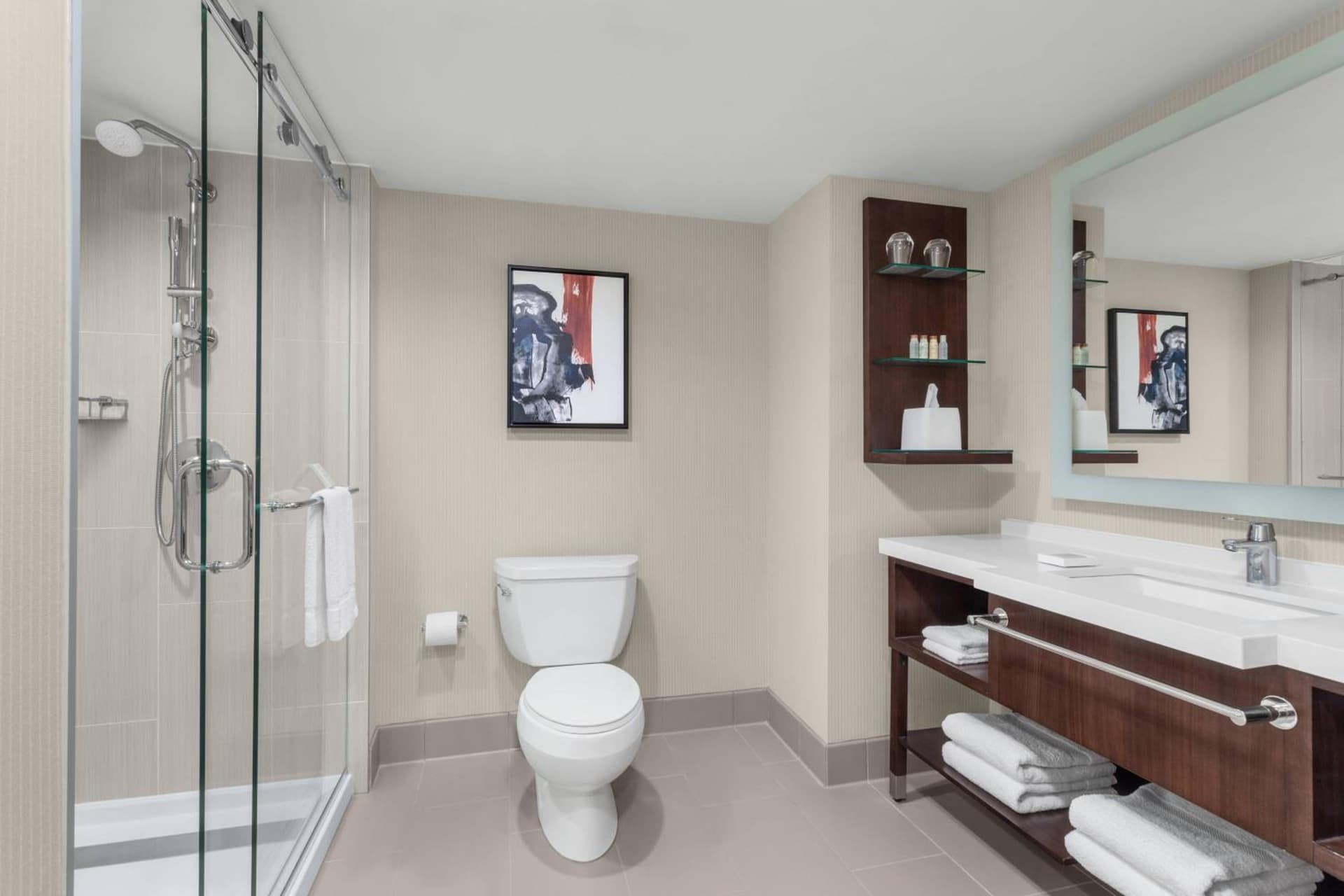 Delta Hotels by Marriott Philadelphia Airport gallery photo in Philadelphia, PA — image 44