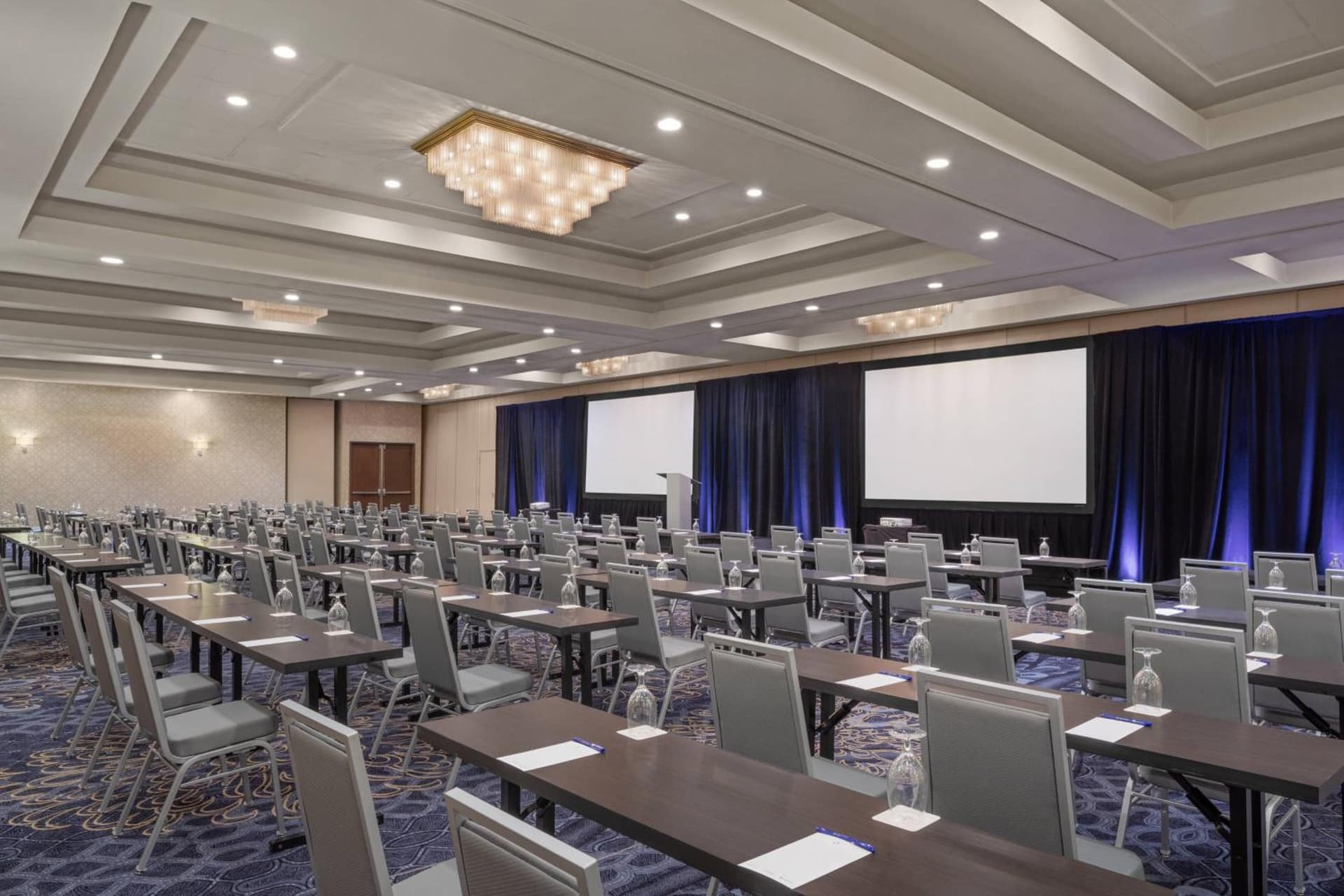 Delta Hotels by Marriott Philadelphia Airport gallery photo in Philadelphia, PA — image 41