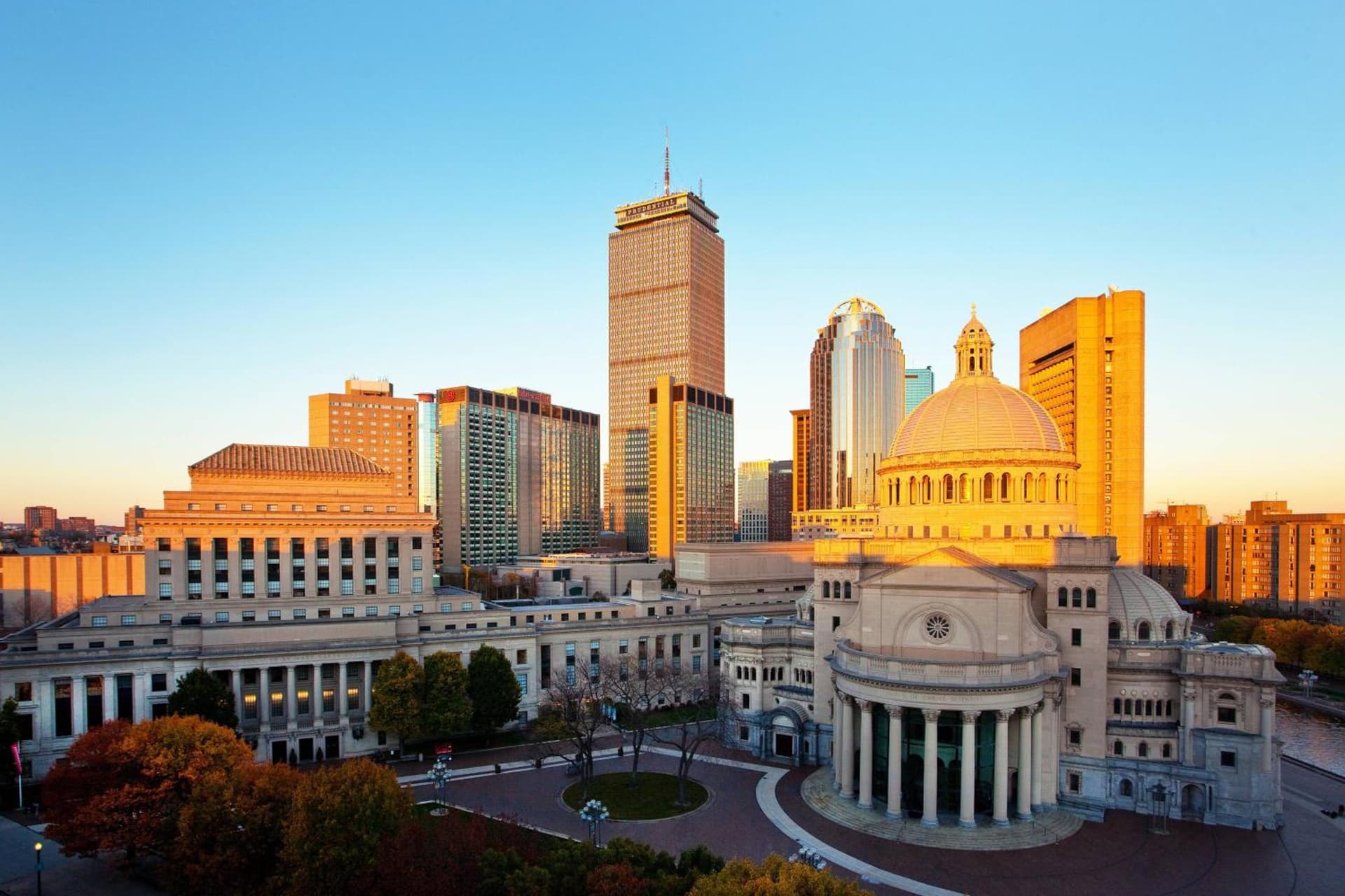Sheraton Boston Hotel property views in Boston, MA — gallery photo 3
