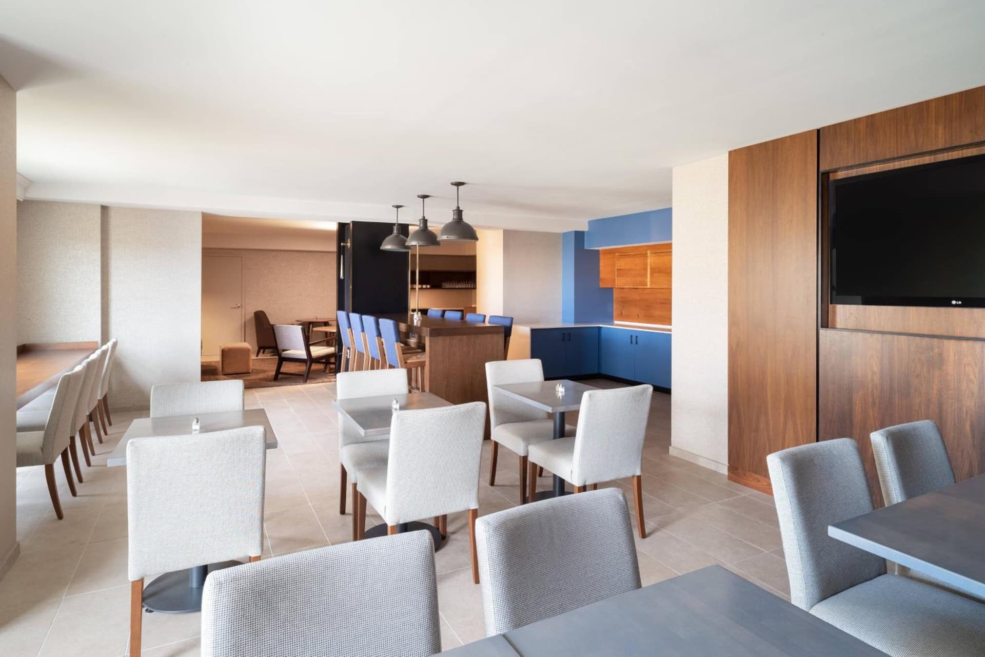 Mystic Marriott Hotel and Spa gallery photo in Groton, CT — image 74