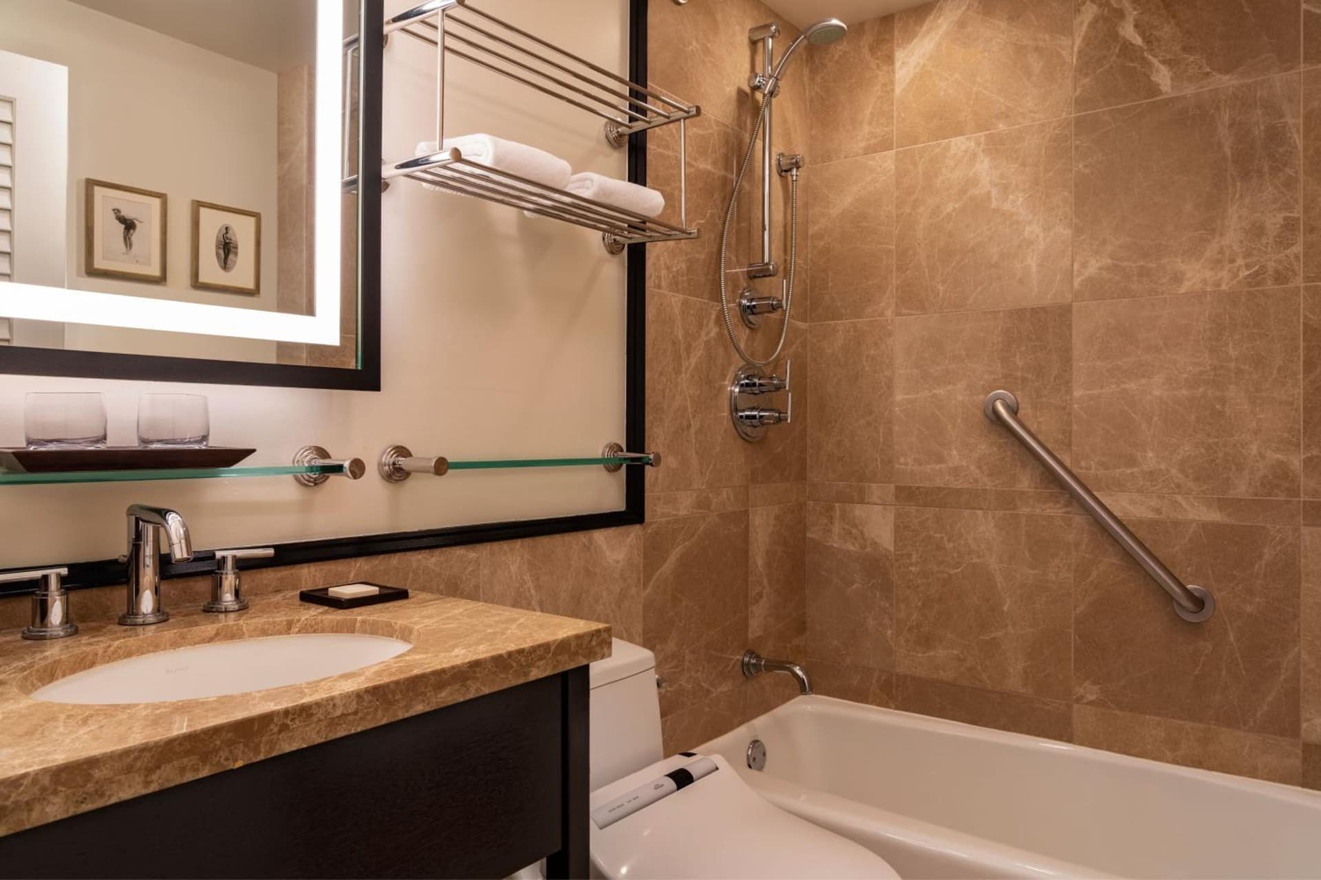 The Royal Hawaiian, A Luxury Collection Resort, Waikiki gallery photo in Honolulu, HI — image 98