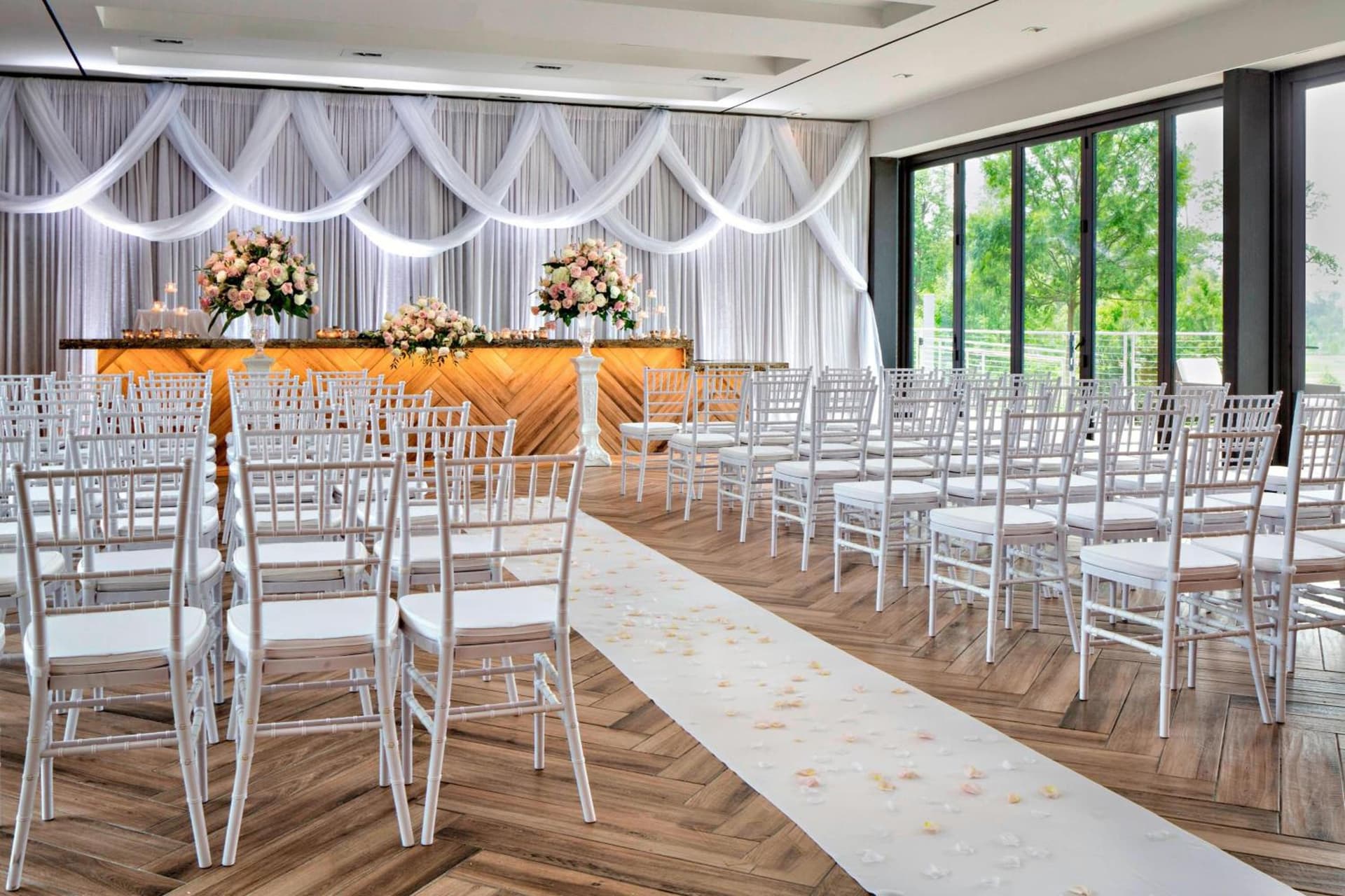Houston CityPlace Marriott at Springwoods Village gallery photo in The Woodlands, TX — image 25