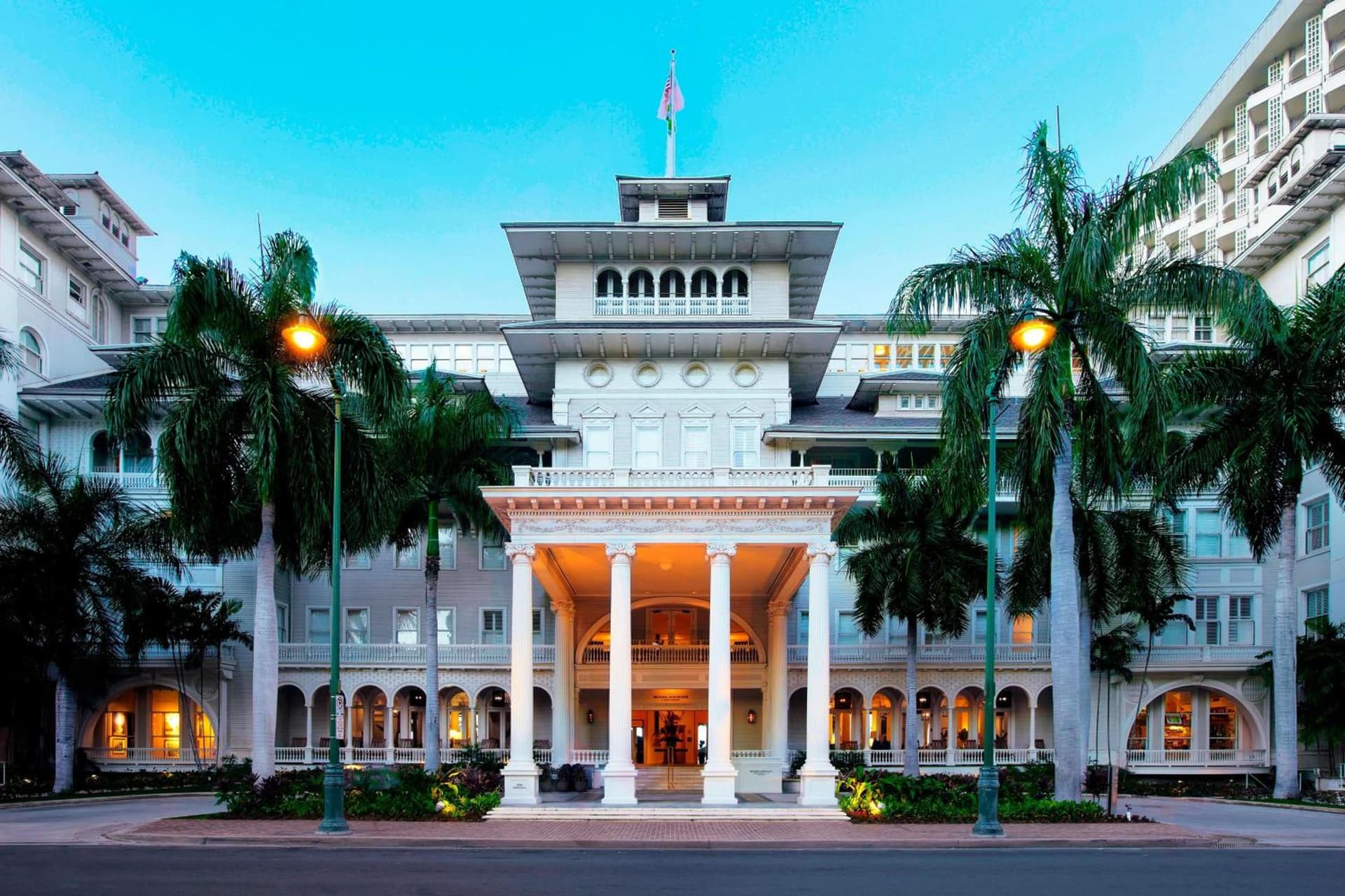Moana Surfrider, A Westin Resort & Spa, Waikiki Beach featured exterior or lobby in Honolulu, HI — similar hotel