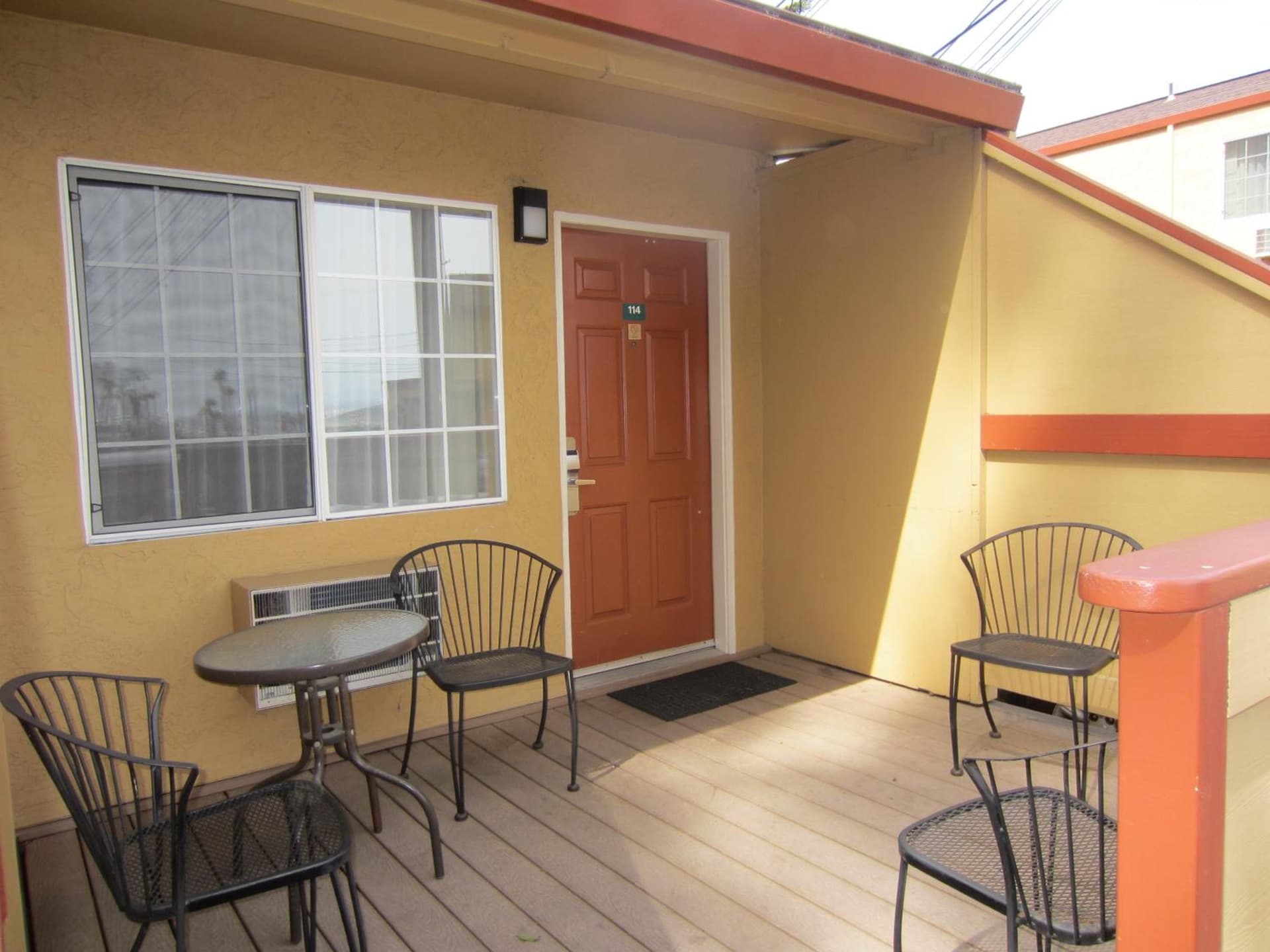 Howard Johnson by Wyndham Santa Cruz gallery photo in Santa Cruz, CA — image 79