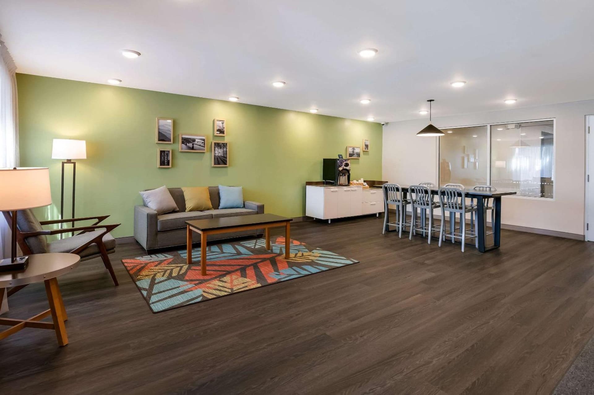 WoodSpring Suites Knoxville West property views in Knoxville, TN — gallery photo 3