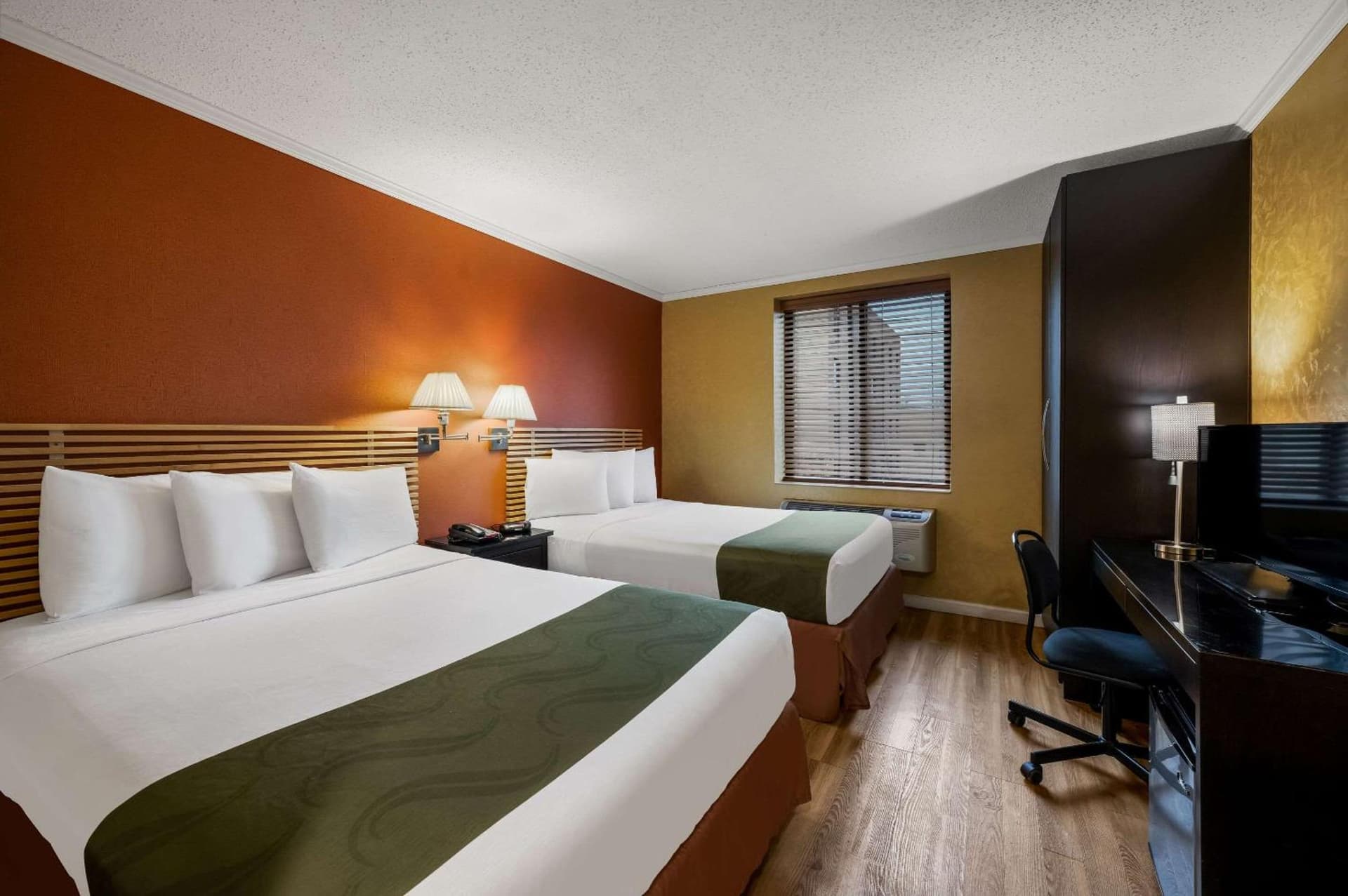 Quality Inn JFK Airport Rockaway Blvd gallery photo in Queens, NY — image 33