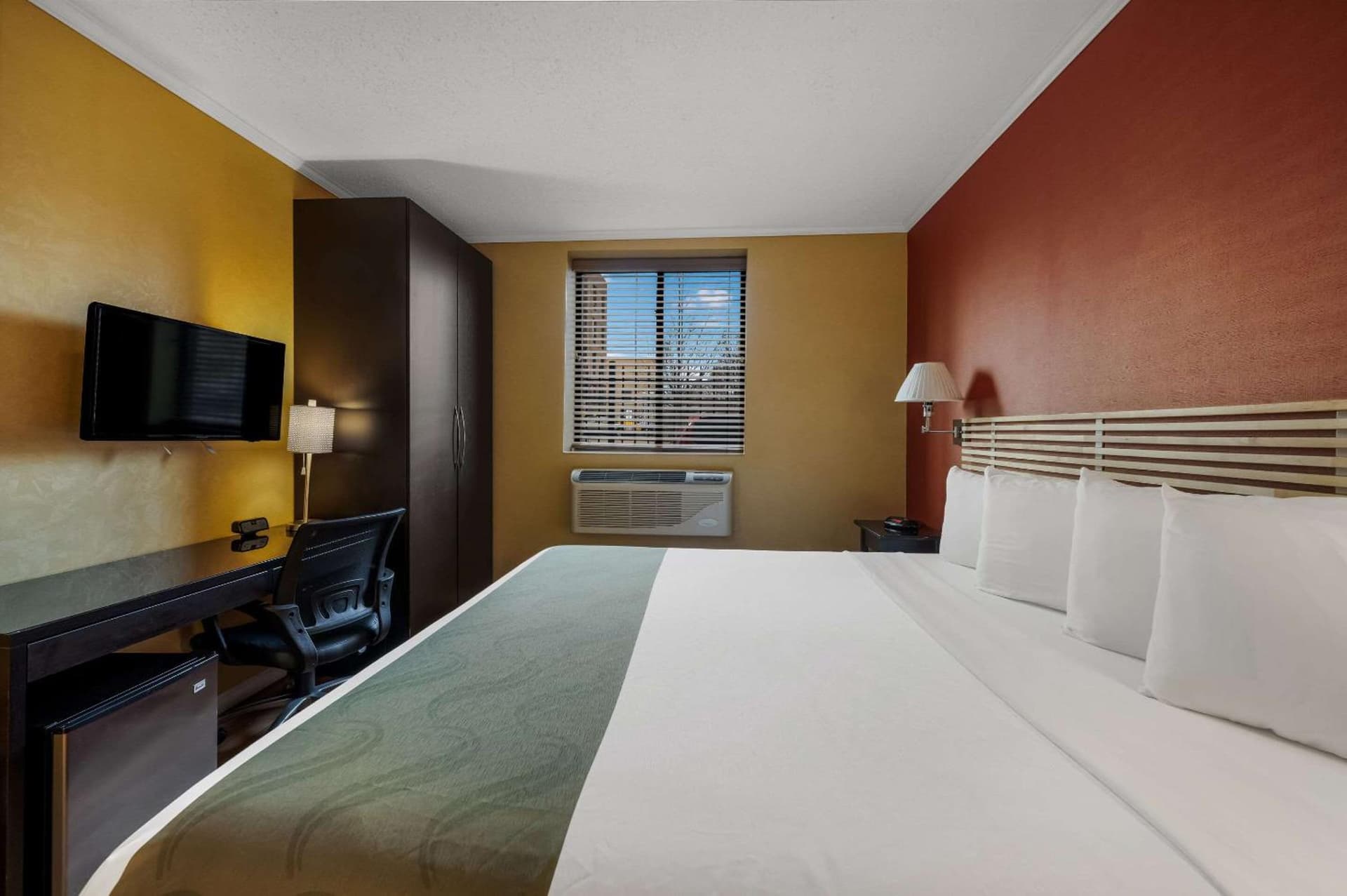 Quality Inn JFK Airport Rockaway Blvd gallery photo in Queens, NY — image 5