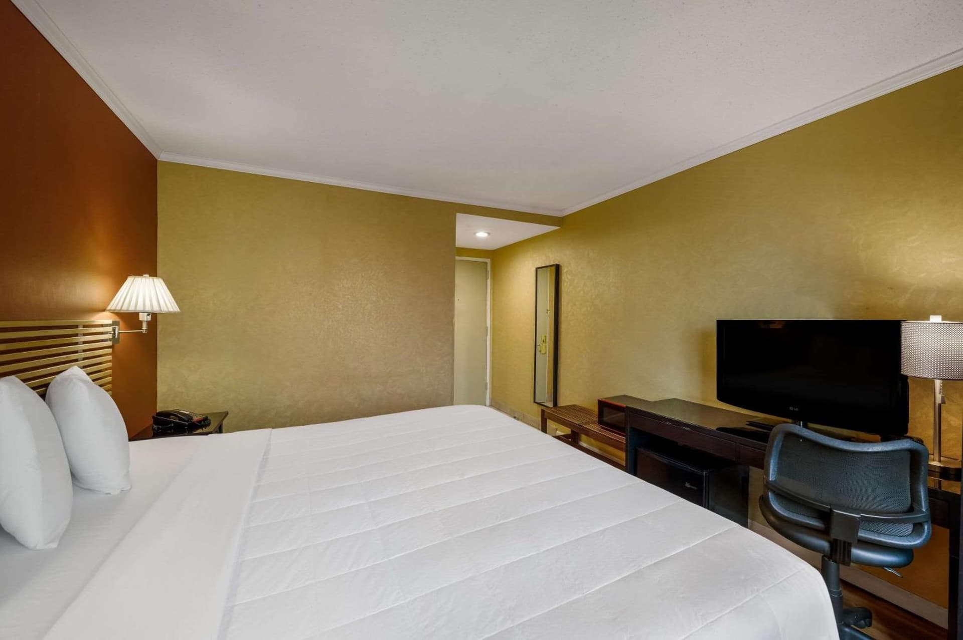 Quality Inn JFK Airport Rockaway Blvd gallery photo in Queens, NY — image 32