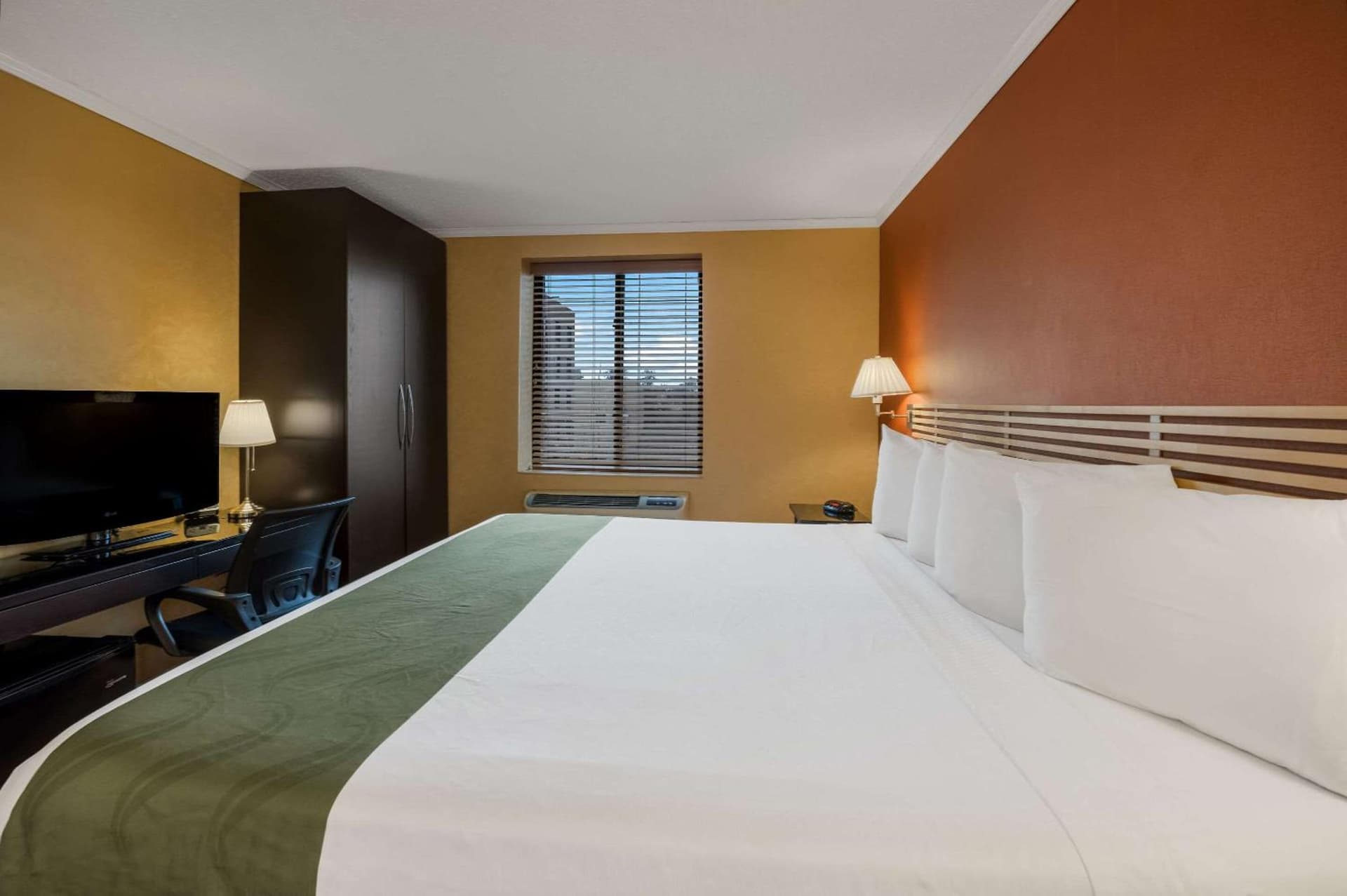 Quality Inn JFK Airport Rockaway Blvd gallery photo in Queens, NY — image 47