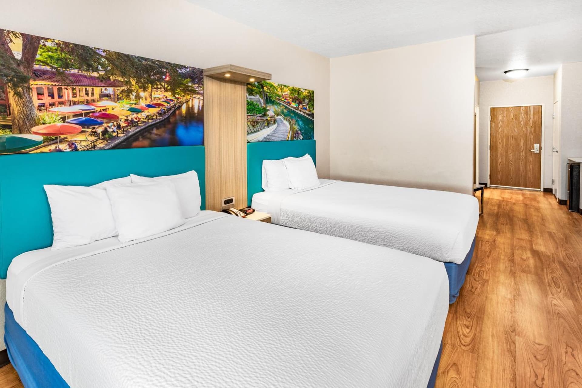 Days Inn & Suites by Wyndham San Antonio near Frost Bank Center gallery photo in San Antonio, TX — image 45