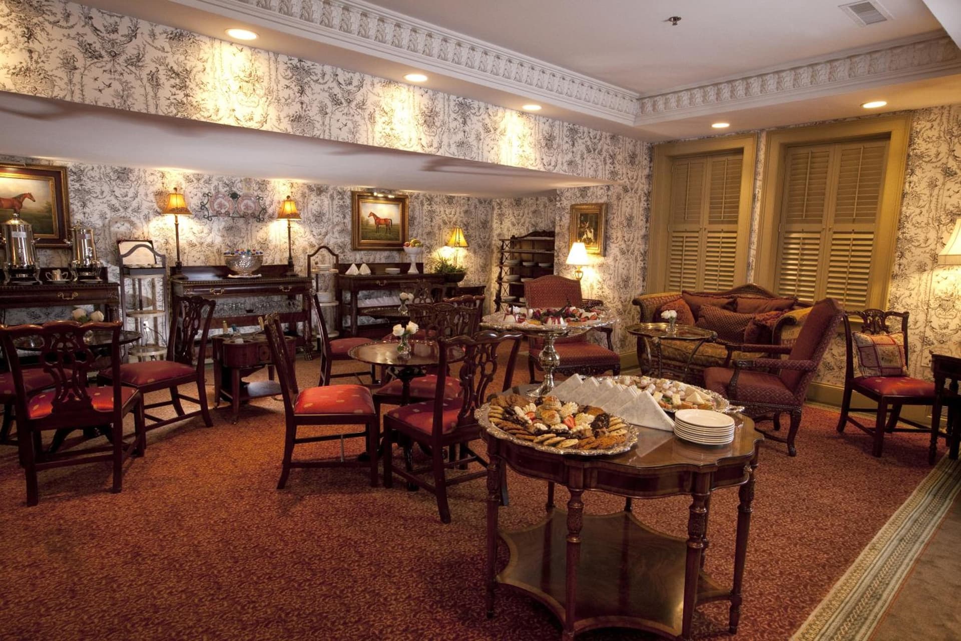 Market Pavilion Hotel gallery photo in Charleston, SC — image 7