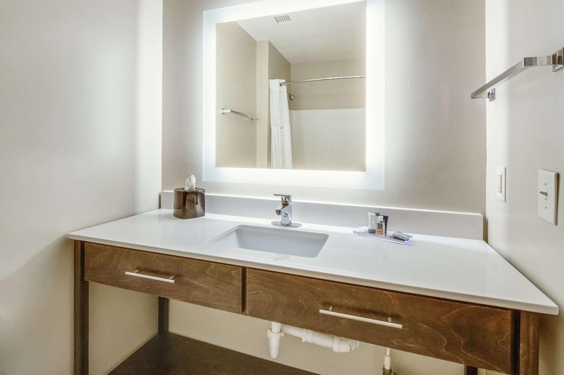 MainStay Suites Columbus near Fort Benning gallery photo in Columbus, GA — image 11