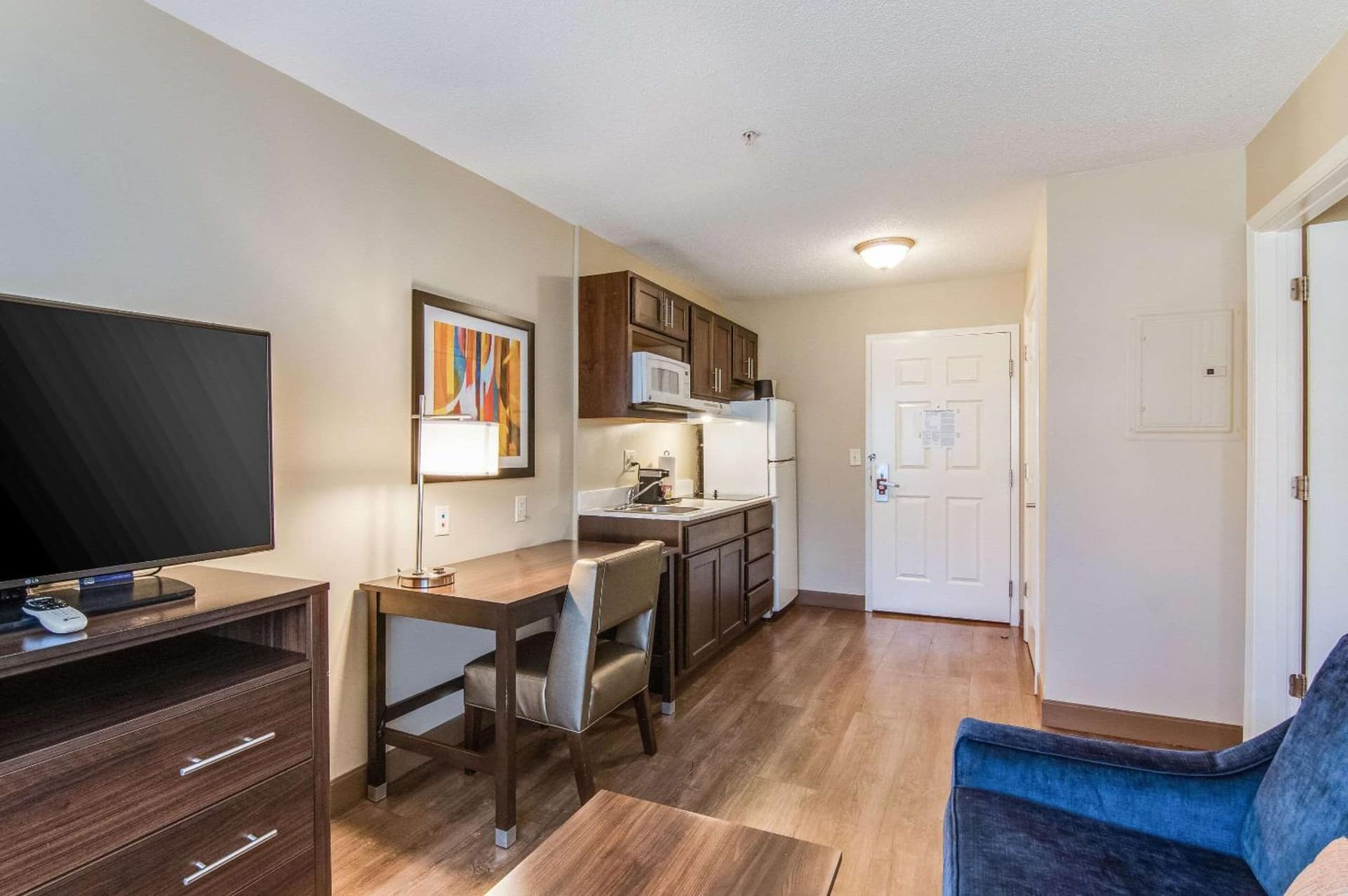 MainStay Suites Columbus near Fort Benning gallery photo in Columbus, GA — image 10