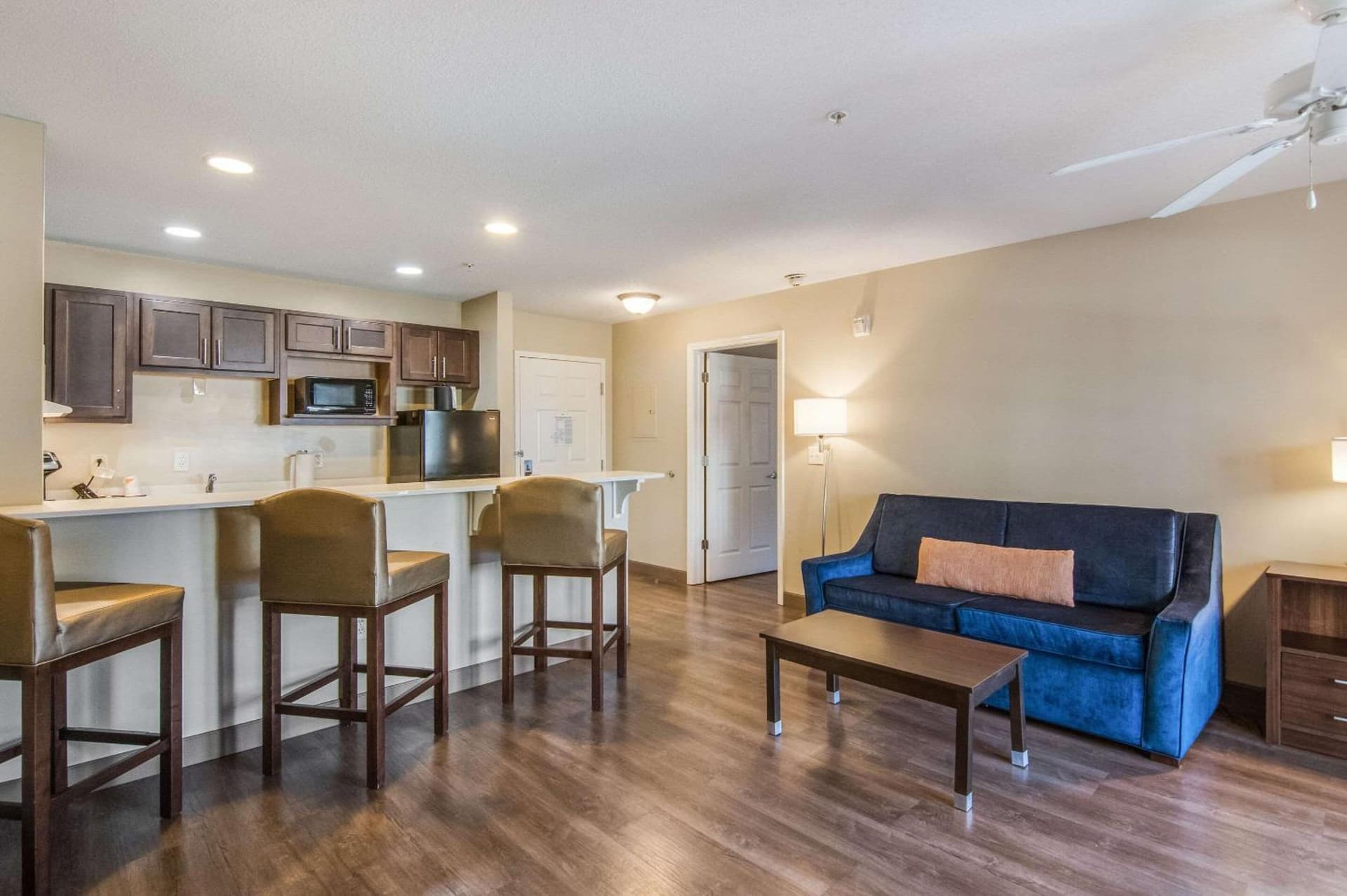 MainStay Suites Columbus near Fort Benning property views in Columbus, GA — gallery photo 3