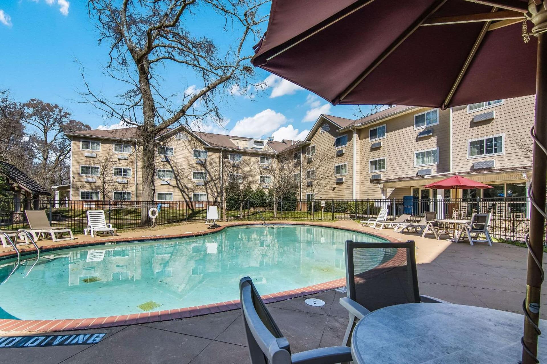 MainStay Suites Columbus near Fort Benning gallery photo in Columbus, GA — image 22